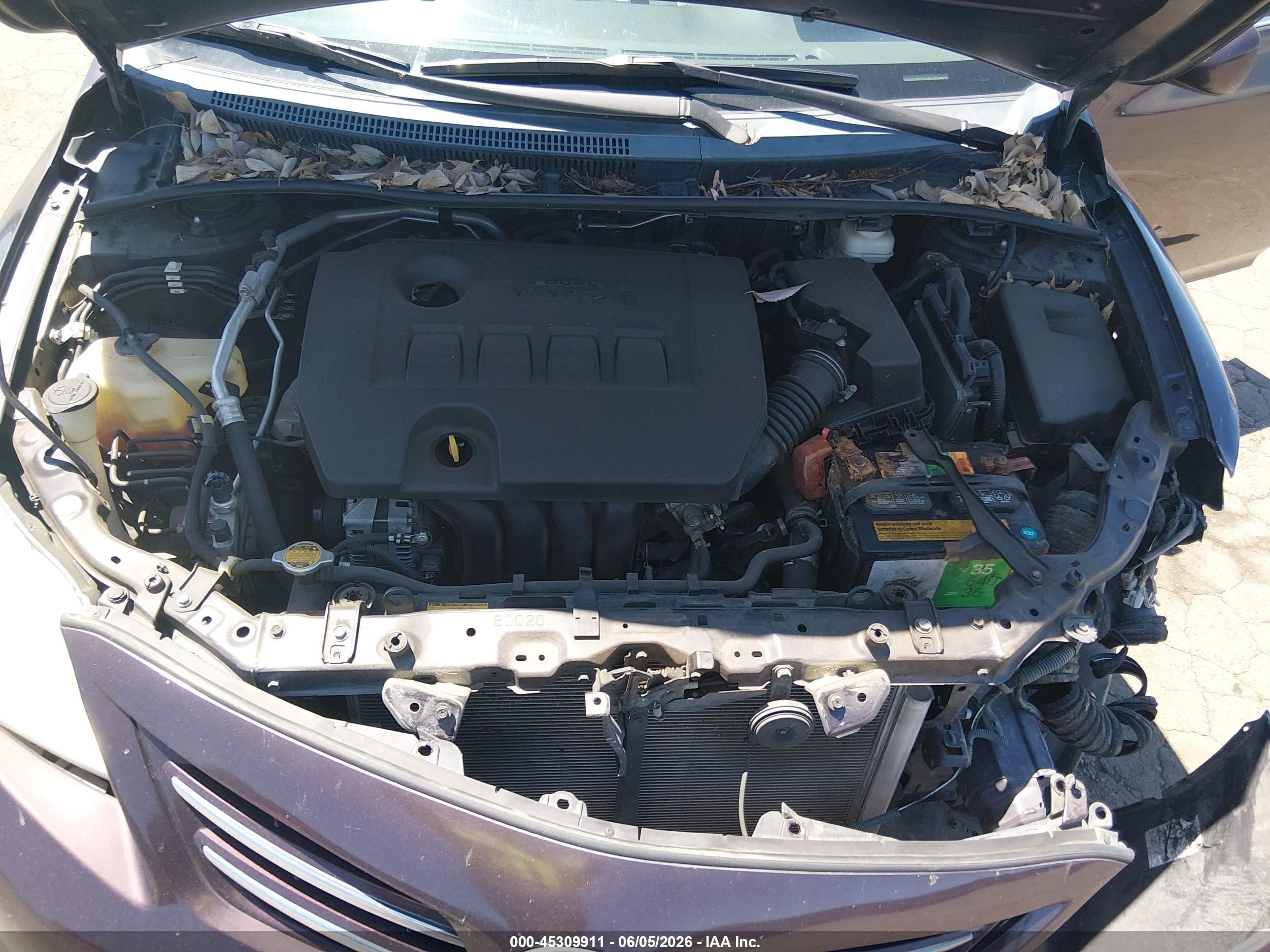 2013 Toyota Corolla Le Special Edition Maroon vin: 2T1BU4EE9DC086848