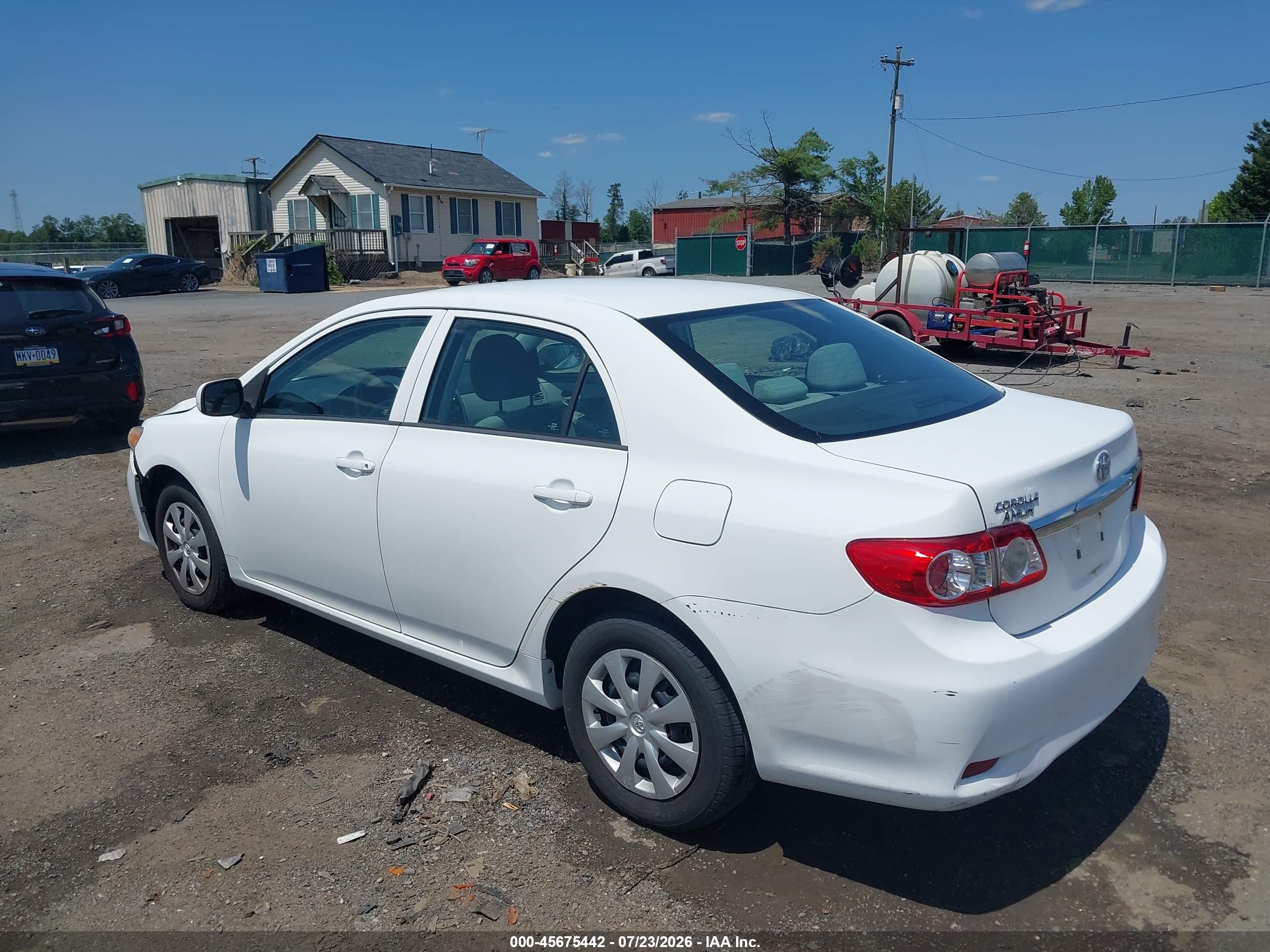 2013 Toyota Corolla L Белый vin: 2T1BU4EE9DC088812