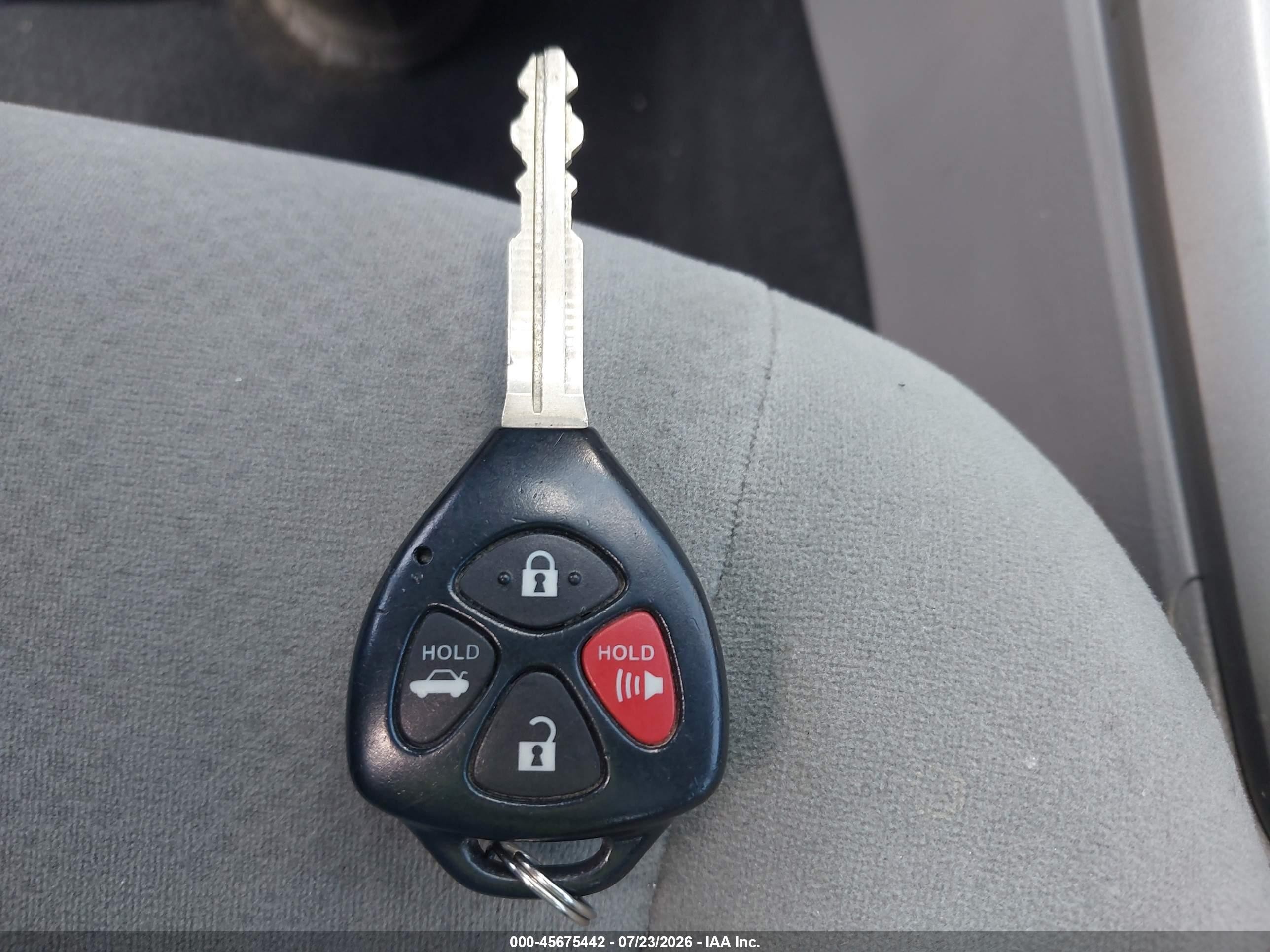 2013 Toyota Corolla L Белый vin: 2T1BU4EE9DC088812