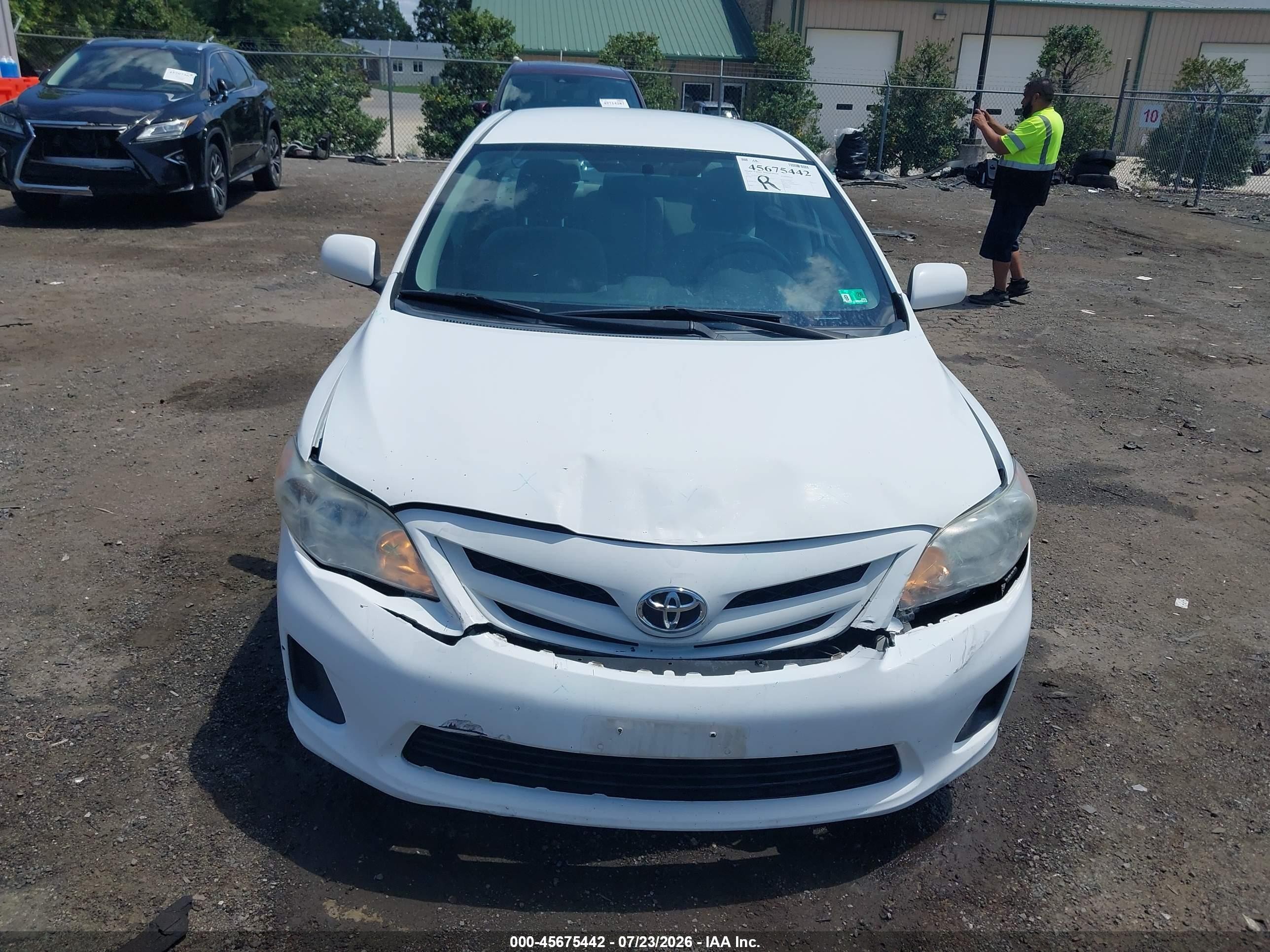 2013 Toyota Corolla L Белый vin: 2T1BU4EE9DC088812
