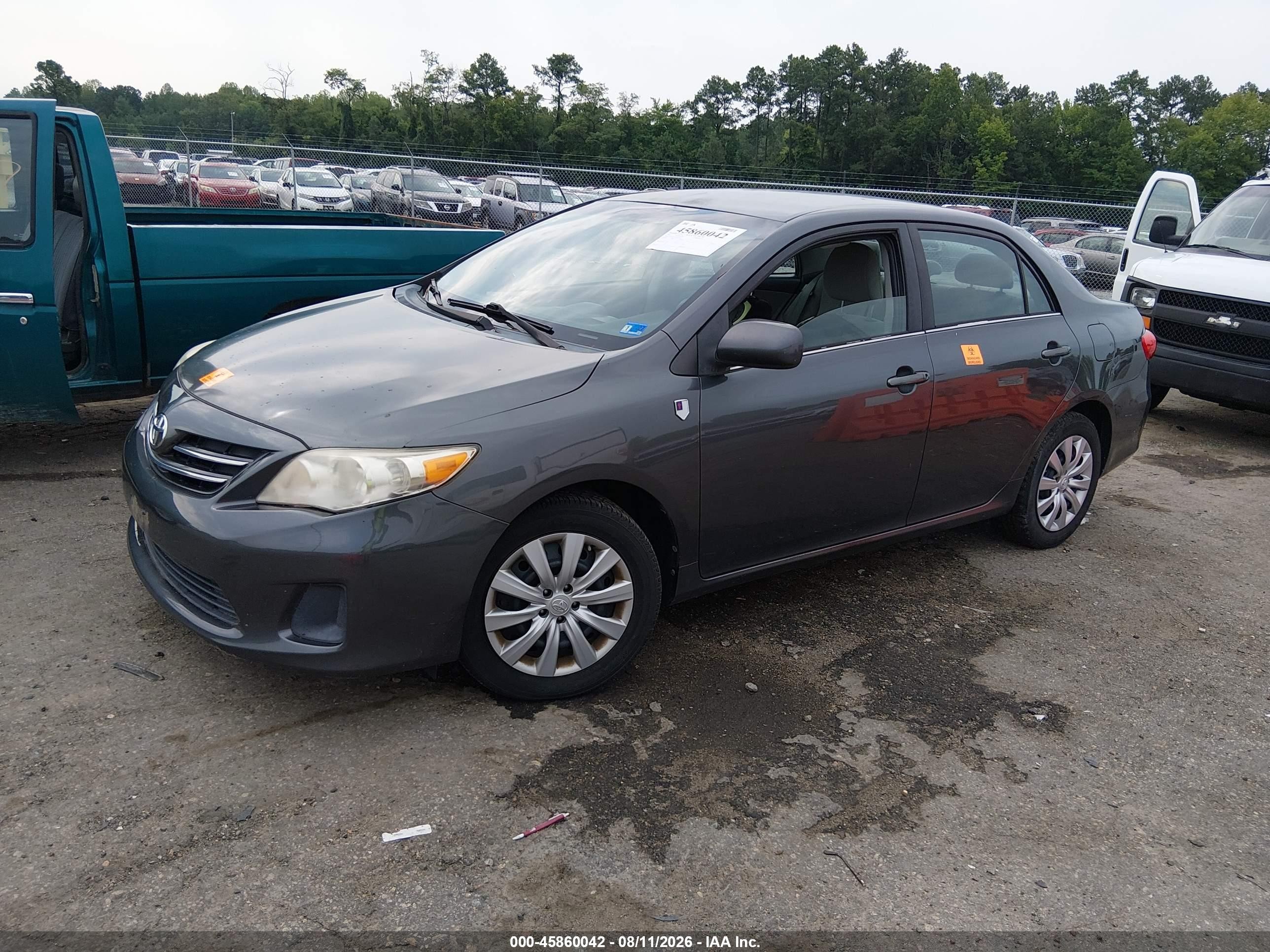 2013 Toyota Corolla Le Gray vin: 2T1BU4EE9DC092570
