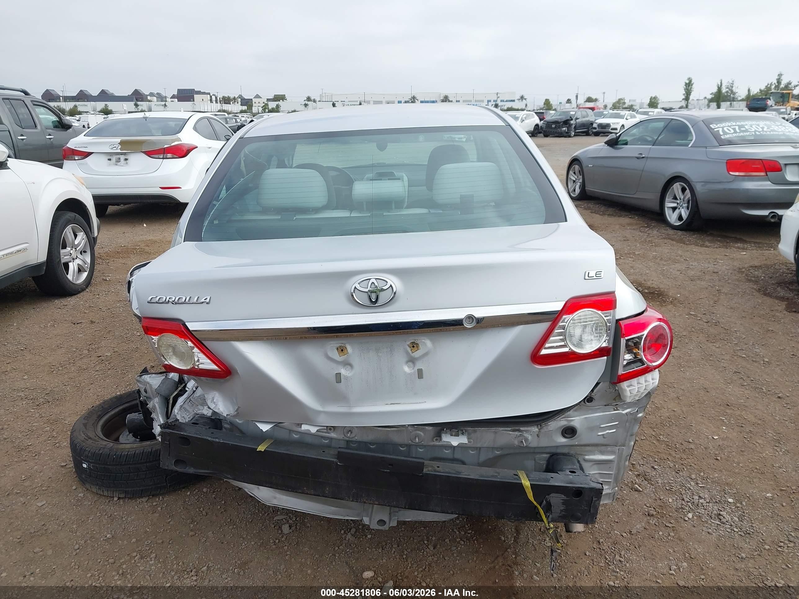 2013 Toyota Corolla Le Silver vin: 2T1BU4EE9DC092701