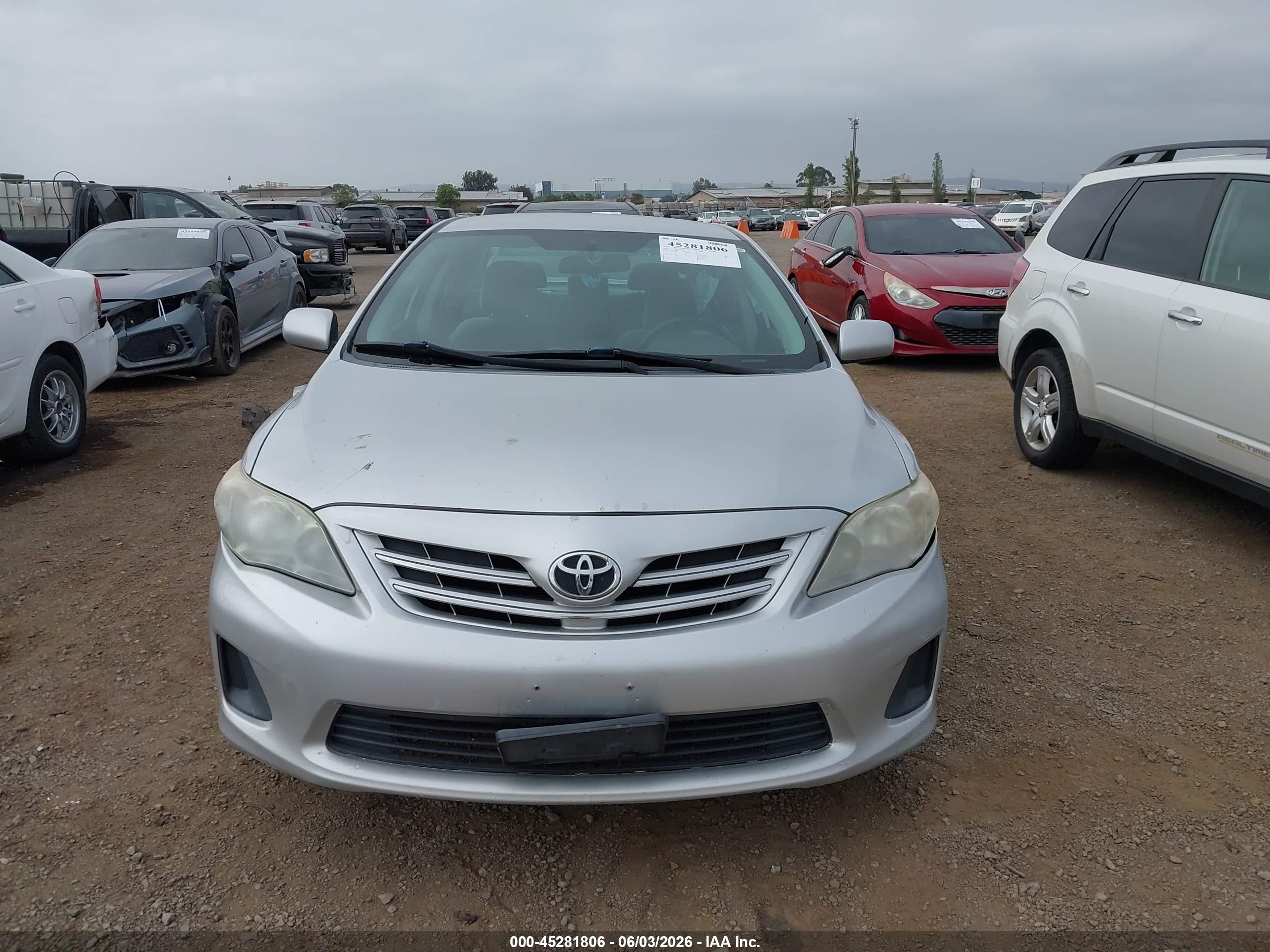 2013 Toyota Corolla Le Silver vin: 2T1BU4EE9DC092701