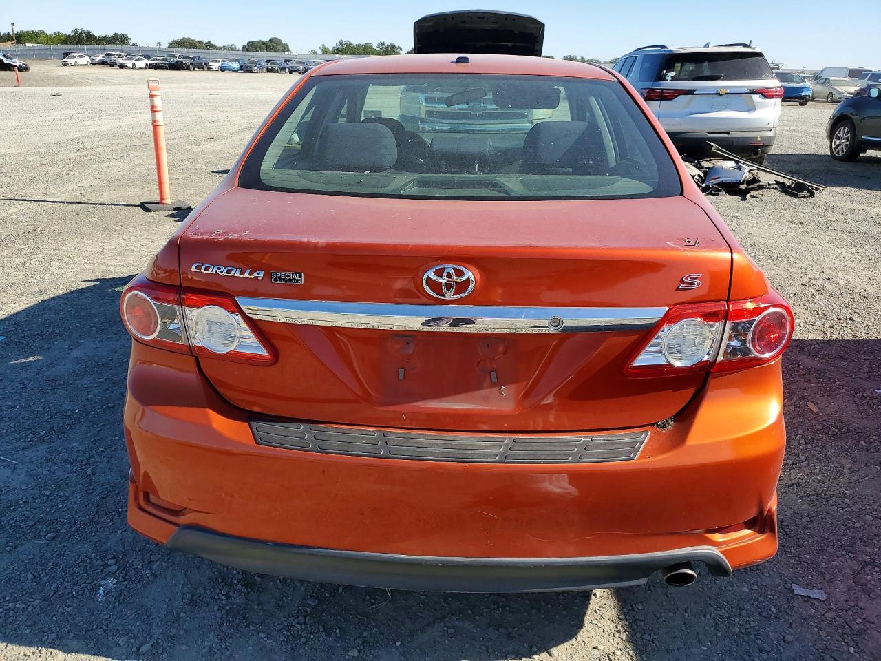 2013 Toyota Corolla S Special Edition Maroon vin: 2T1BU4EE9DC092858