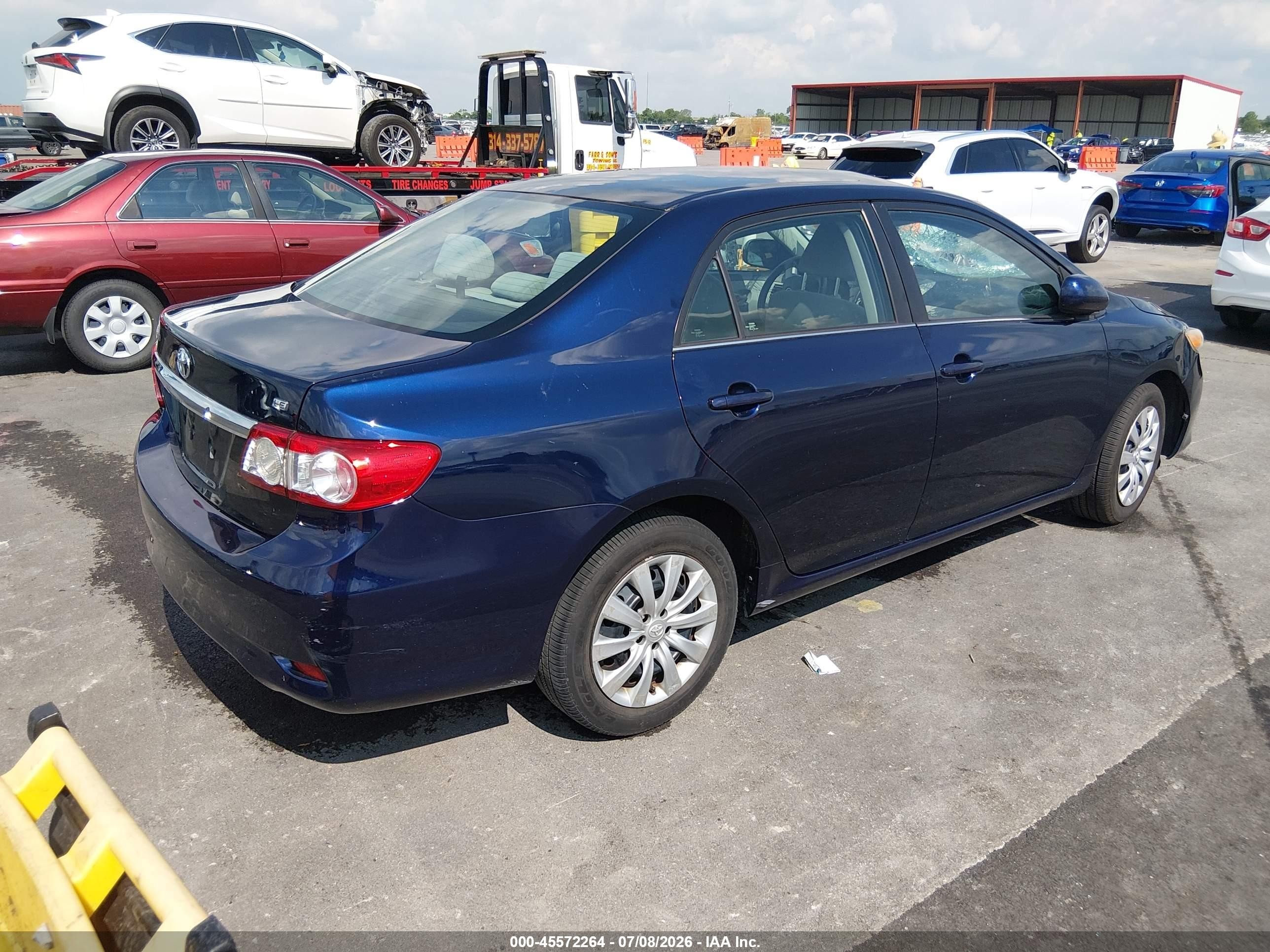 2013 Toyota Corolla Le Blue vin: 2T1BU4EE9DC094612
