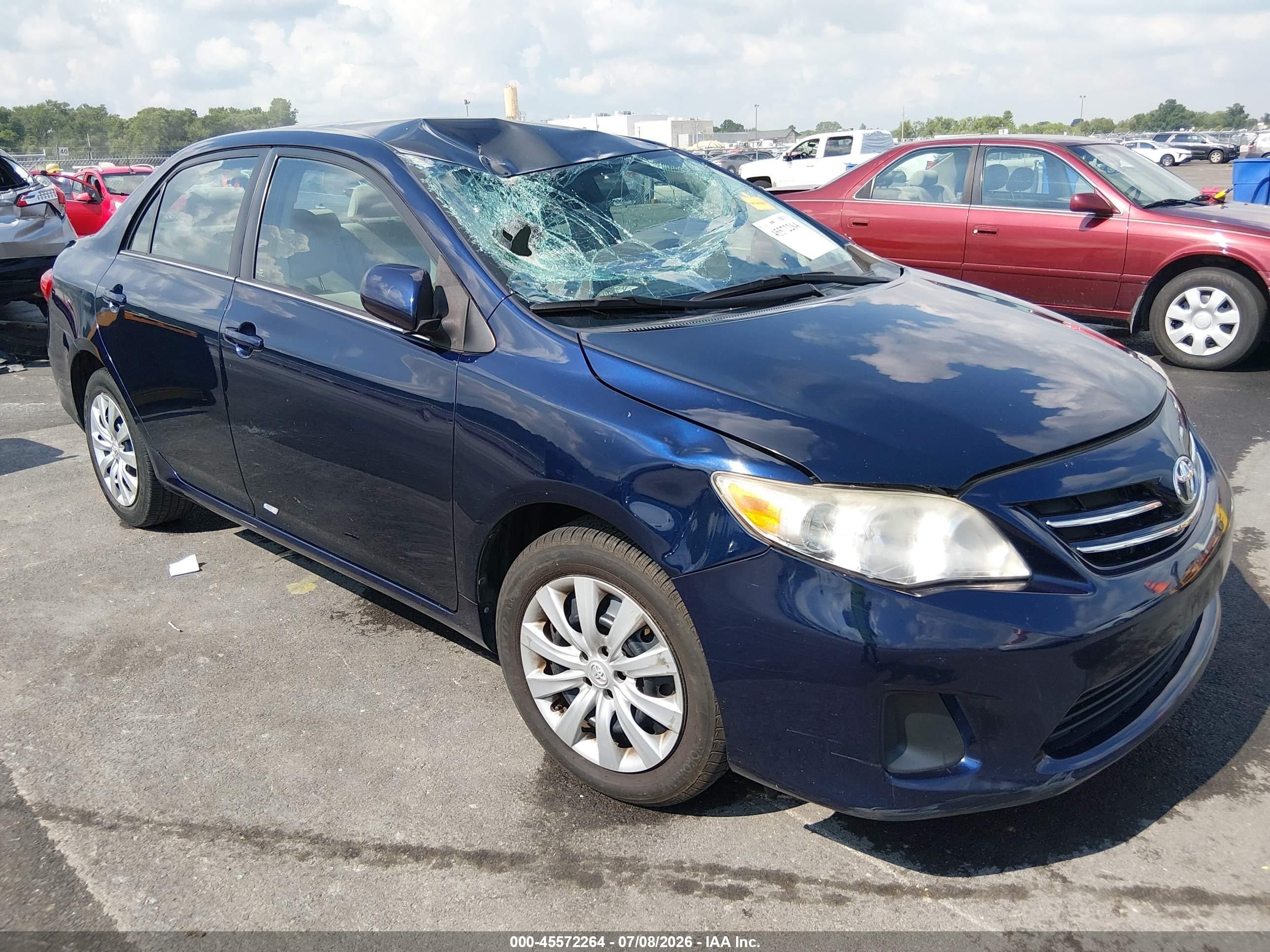2013 Toyota Corolla Le Blue vin: 2T1BU4EE9DC094612