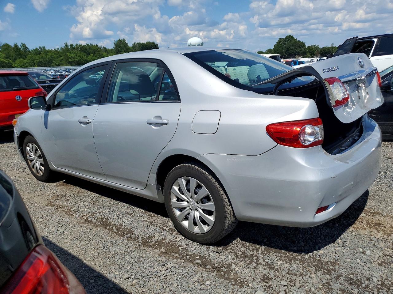 2013 Toyota Corolla Le Plus/le Premium Silver vin: 2T1BU4EE9DC094769