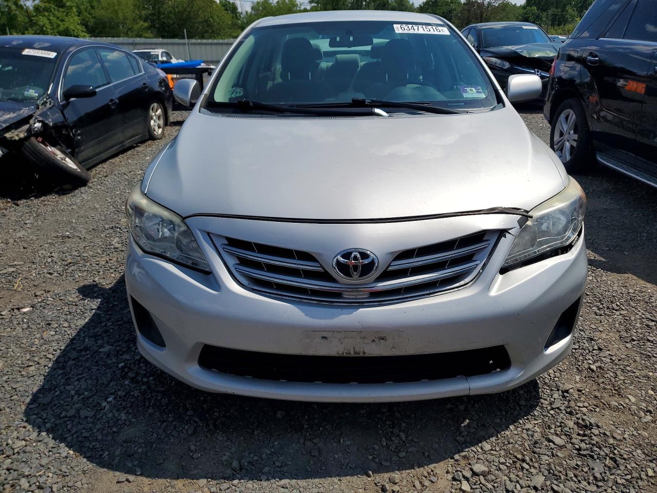2013 Toyota Corolla Le Plus/le Premium Silver vin: 2T1BU4EE9DC094769