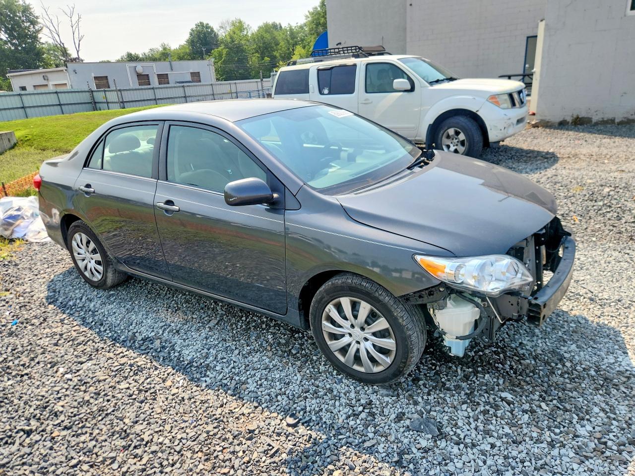 2013 Toyota Corolla Le Gray vin: 2T1BU4EE9DC098109