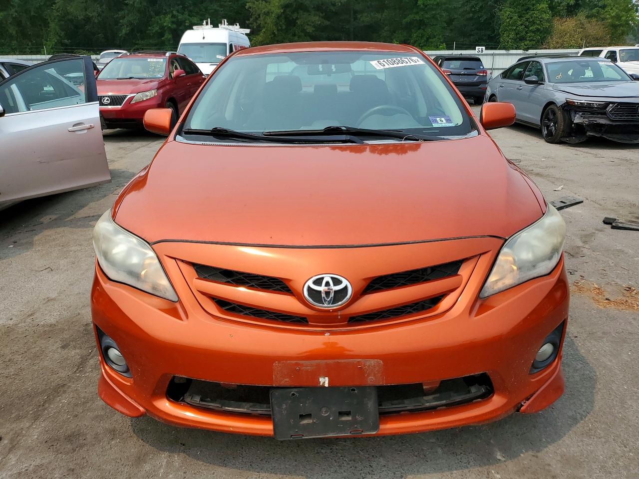 2013 Toyota Corolla S Special Edition Оранжевый vin: 2T1BU4EE9DC099339