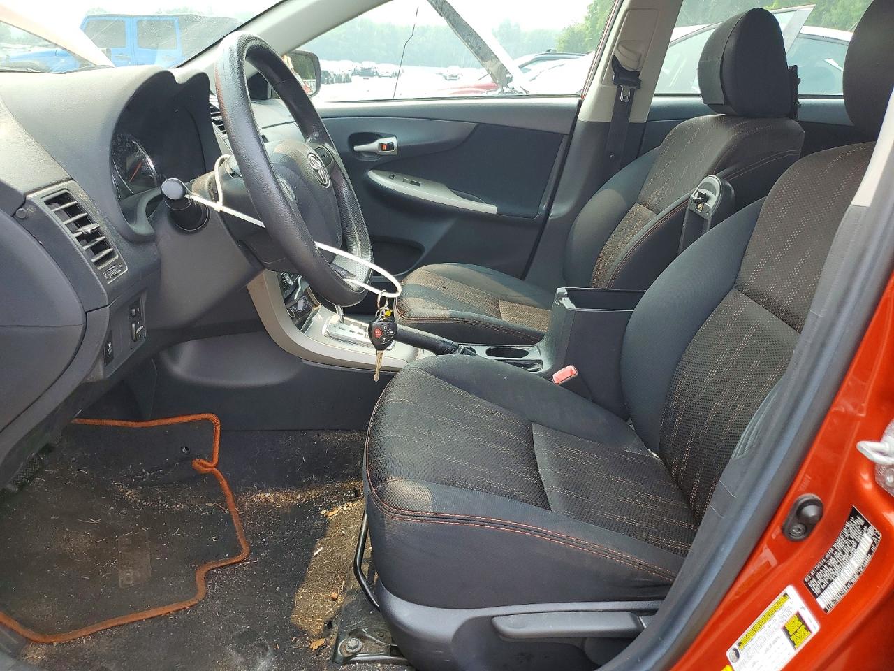 2013 Toyota Corolla S Special Edition Оранжевый vin: 2T1BU4EE9DC099339