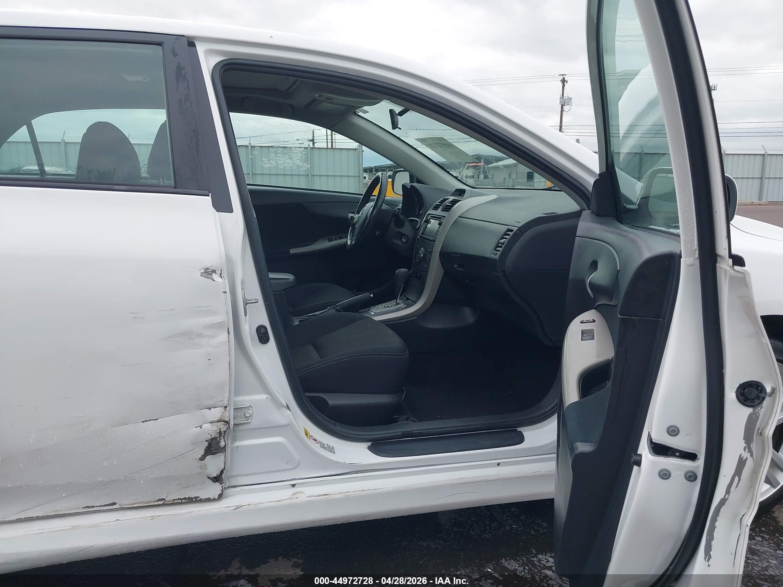 2013 Toyota Corolla S White vin: 2T1BU4EE9DC113580