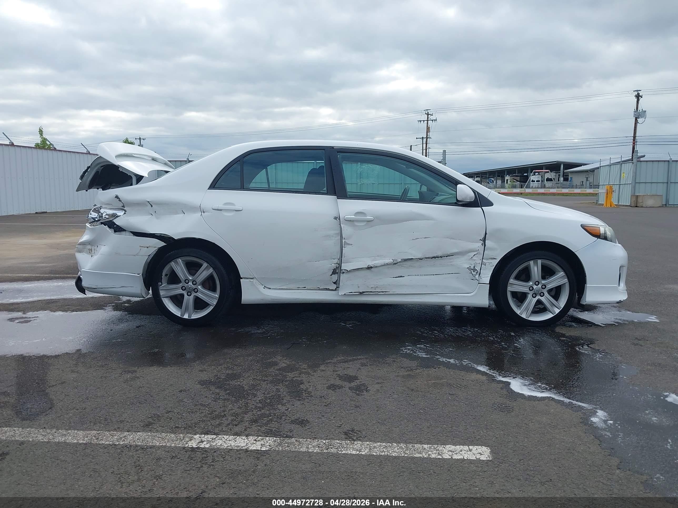 2013 Toyota Corolla S White vin: 2T1BU4EE9DC113580