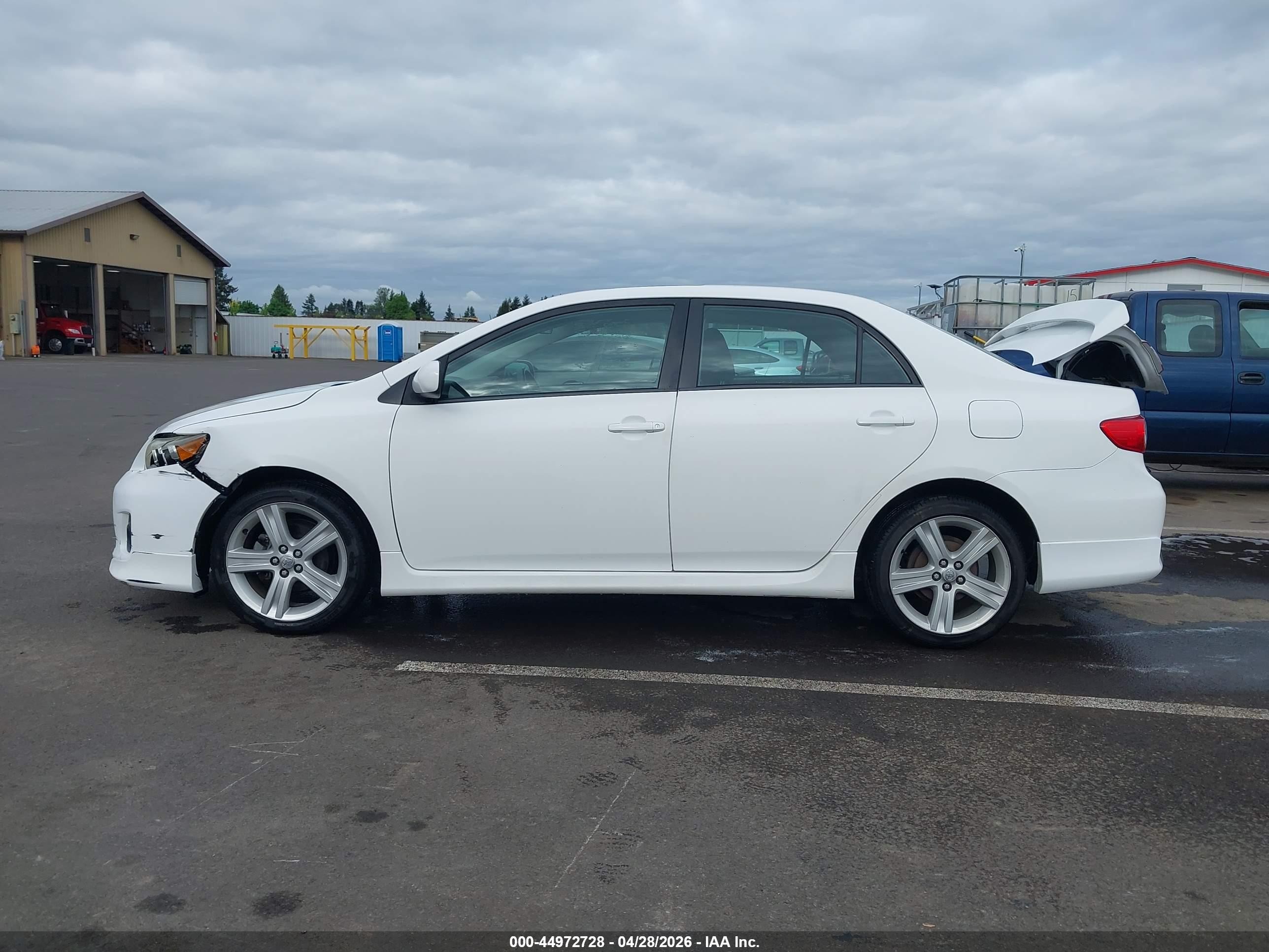 2013 Toyota Corolla S White vin: 2T1BU4EE9DC113580