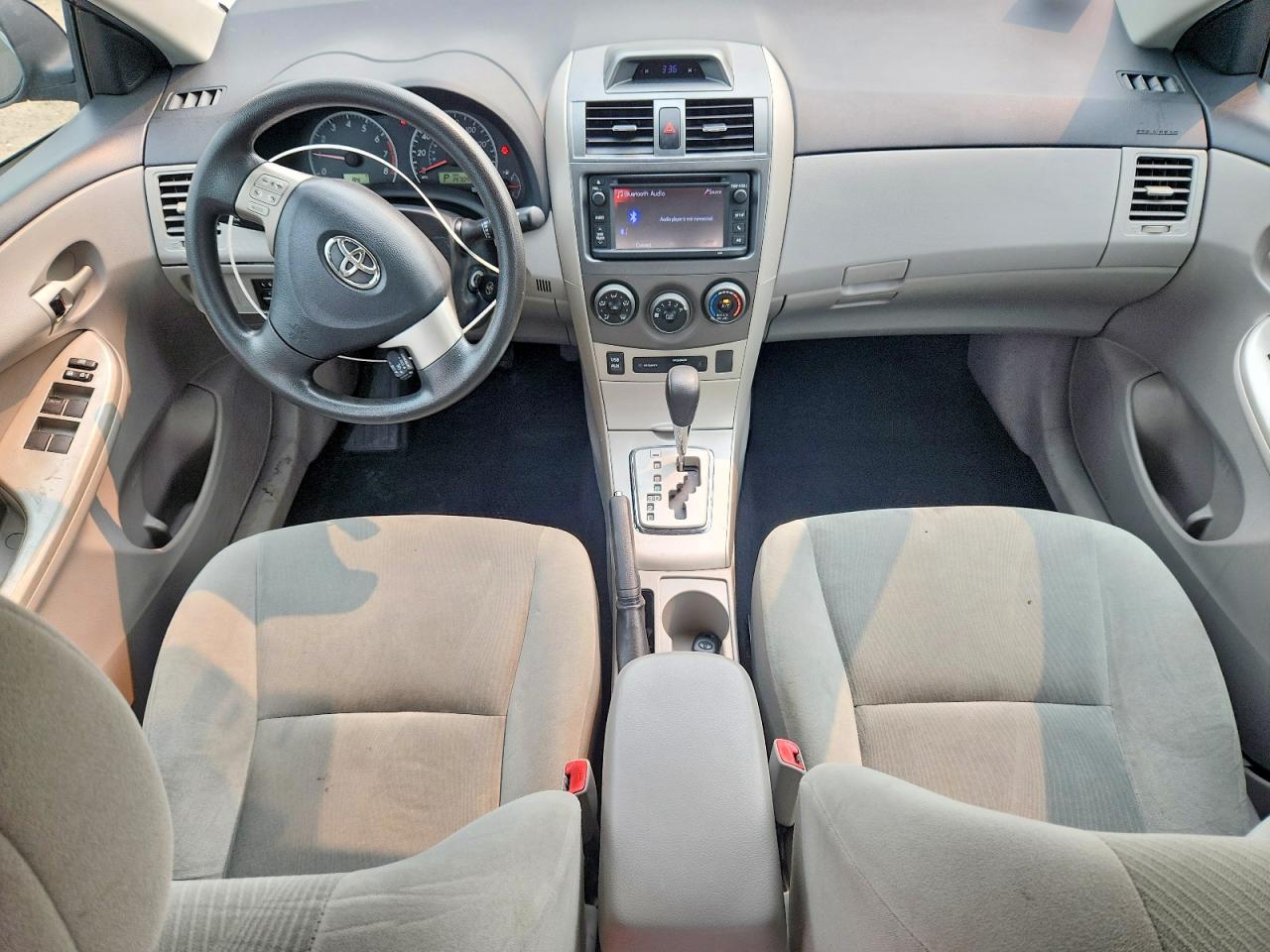 2013 Toyota Corolla Le Gray vin: 2T1BU4EE9DC114020