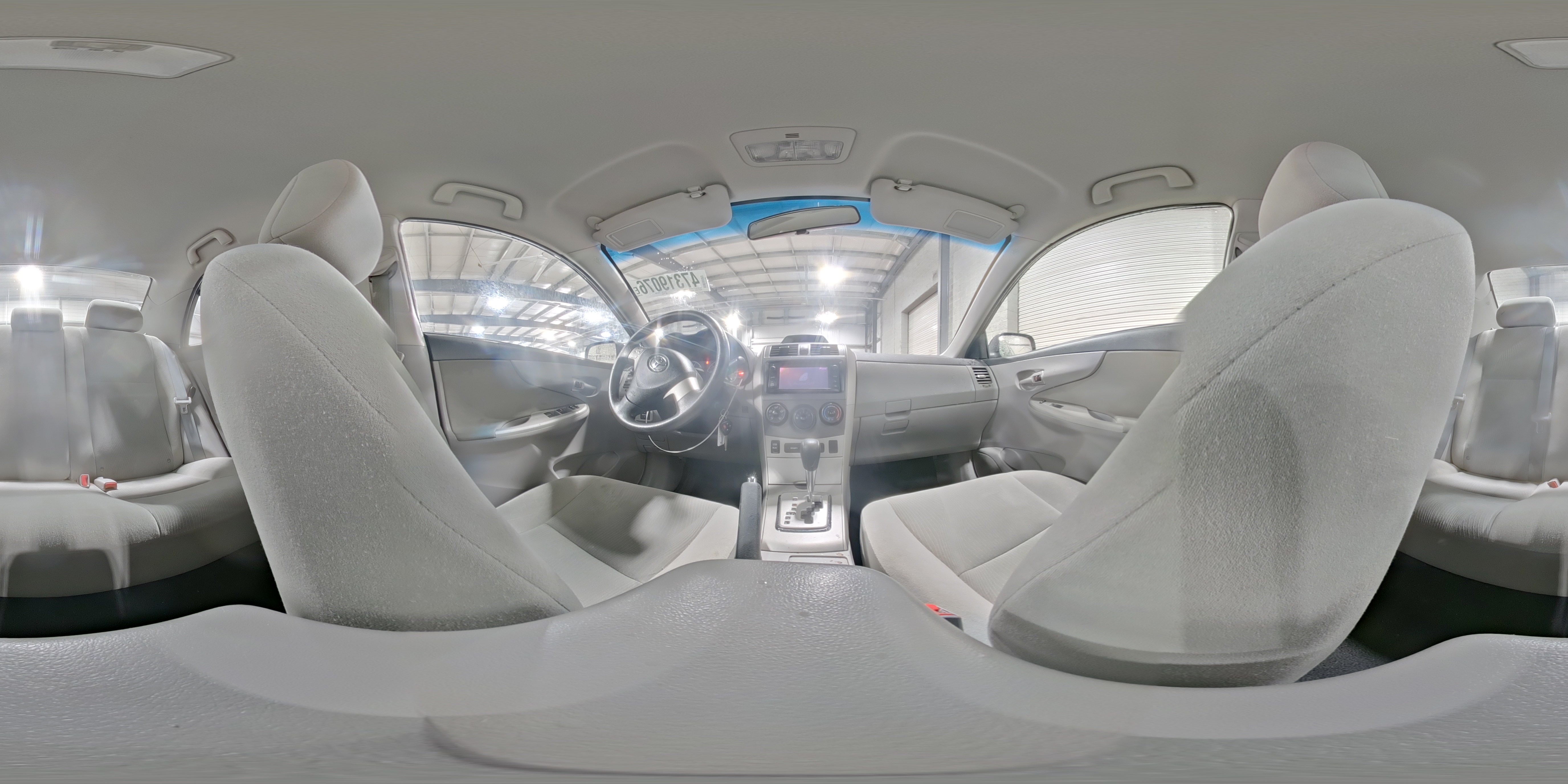 2013 Toyota Corolla Le Blue vin: 2T1BU4EE9DC124174