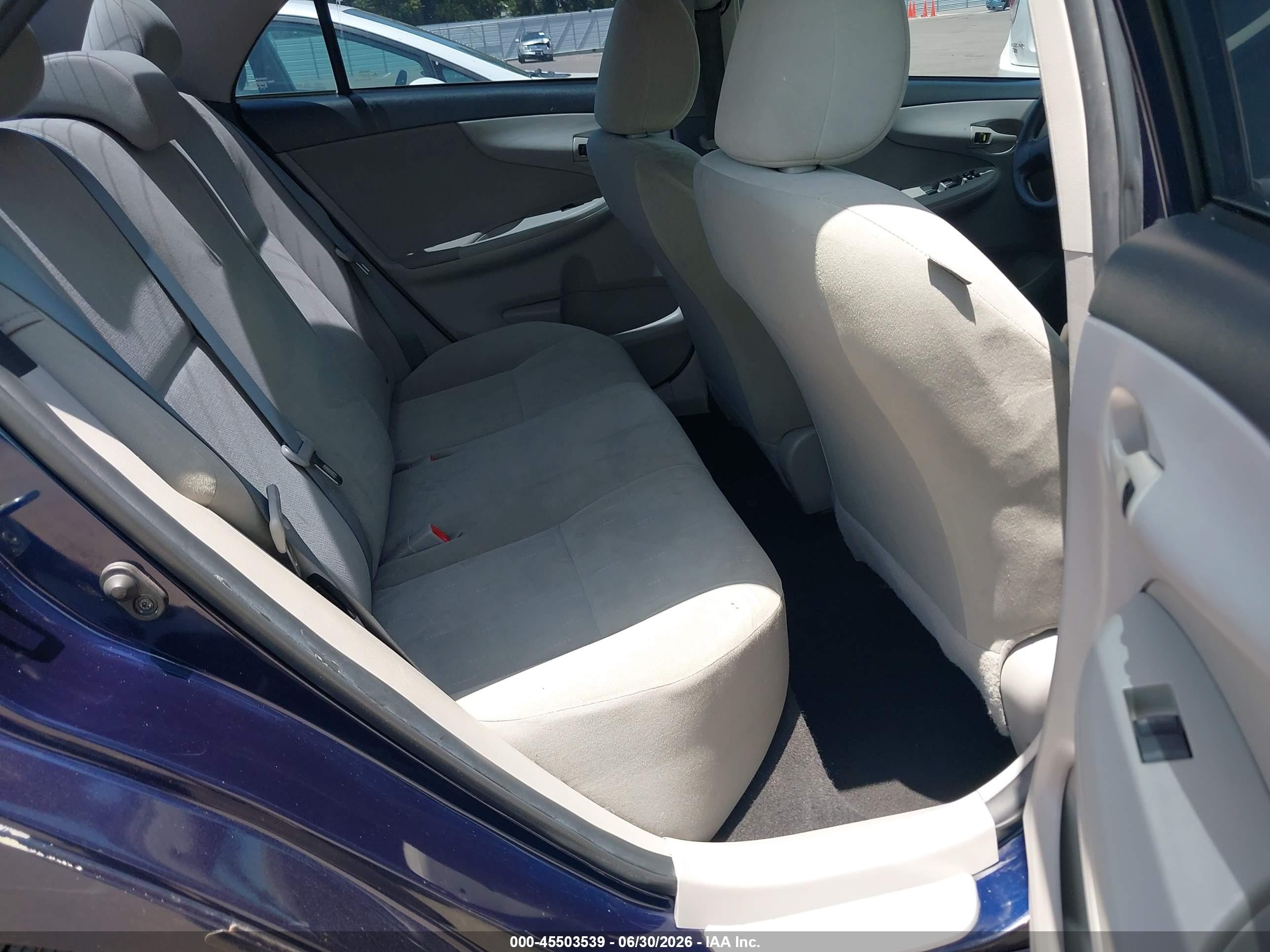 2013 Toyota Corolla L Blue vin: 2T1BU4EE9DC920391