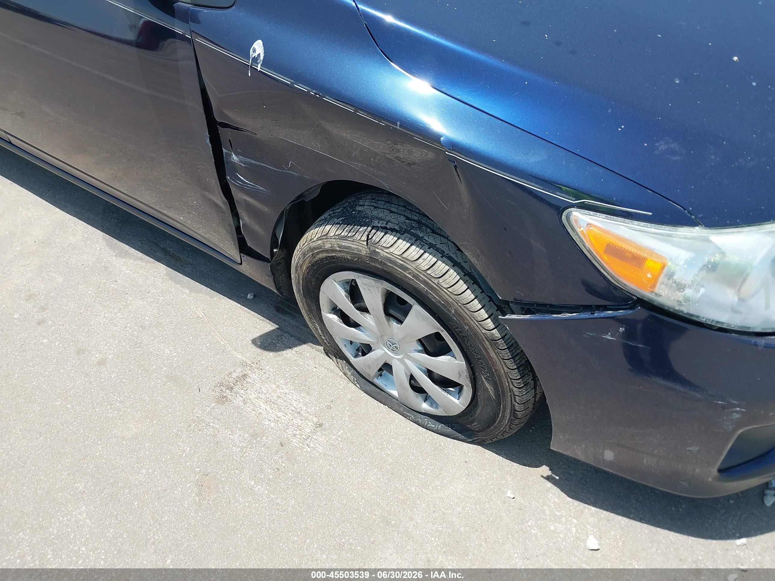 2013 Toyota Corolla L Blue vin: 2T1BU4EE9DC920391