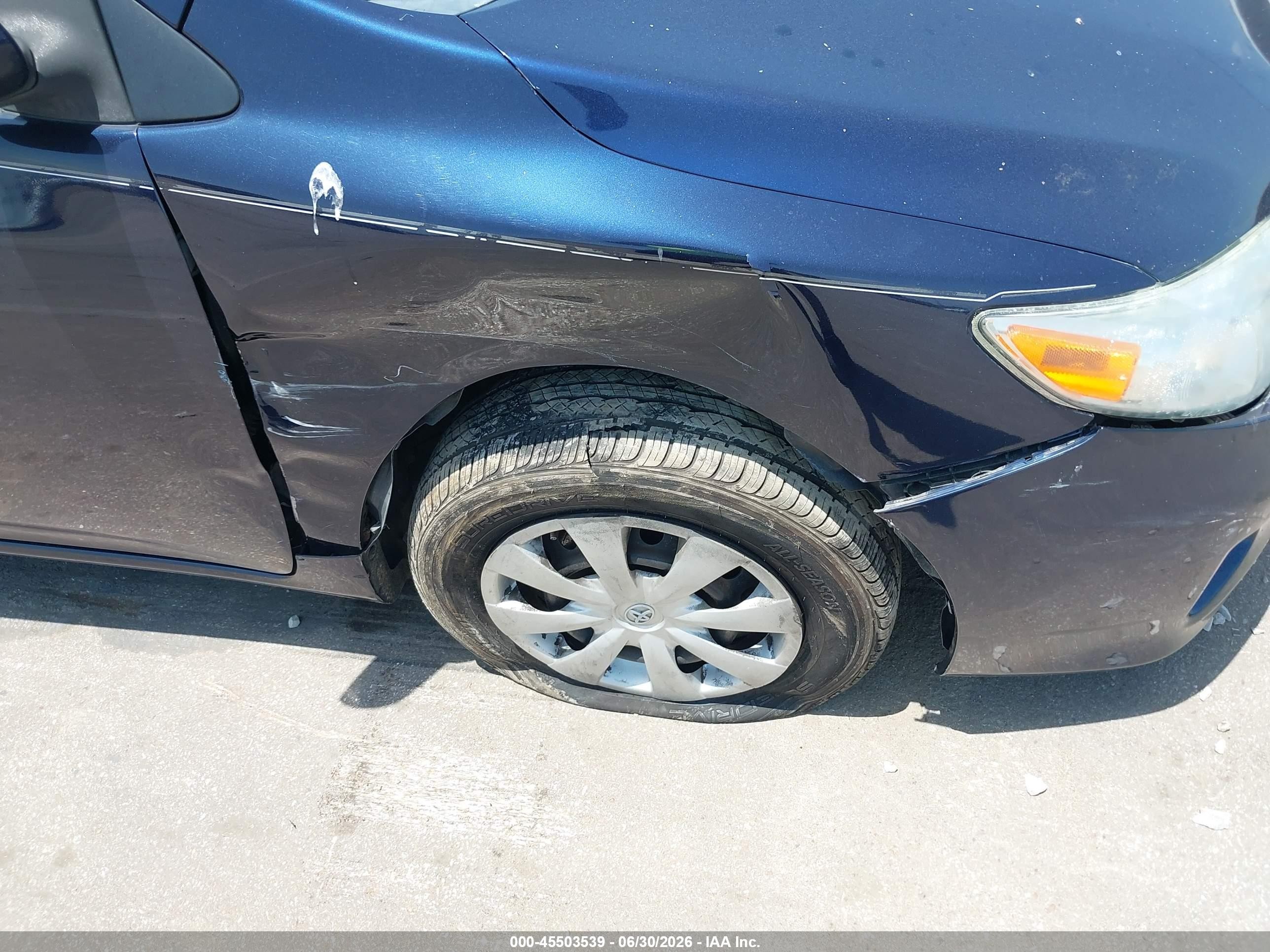 2013 Toyota Corolla L Blue vin: 2T1BU4EE9DC920391