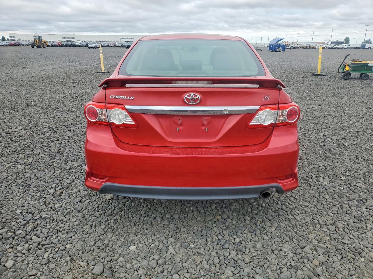 2013 Toyota Corolla S Red vin: 2T1BU4EE9DC925798