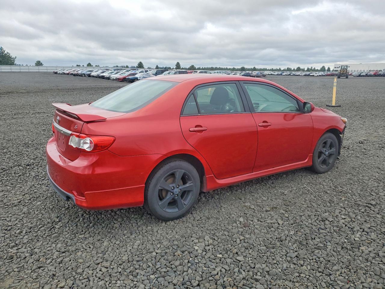 2013 Toyota Corolla S Red vin: 2T1BU4EE9DC925798