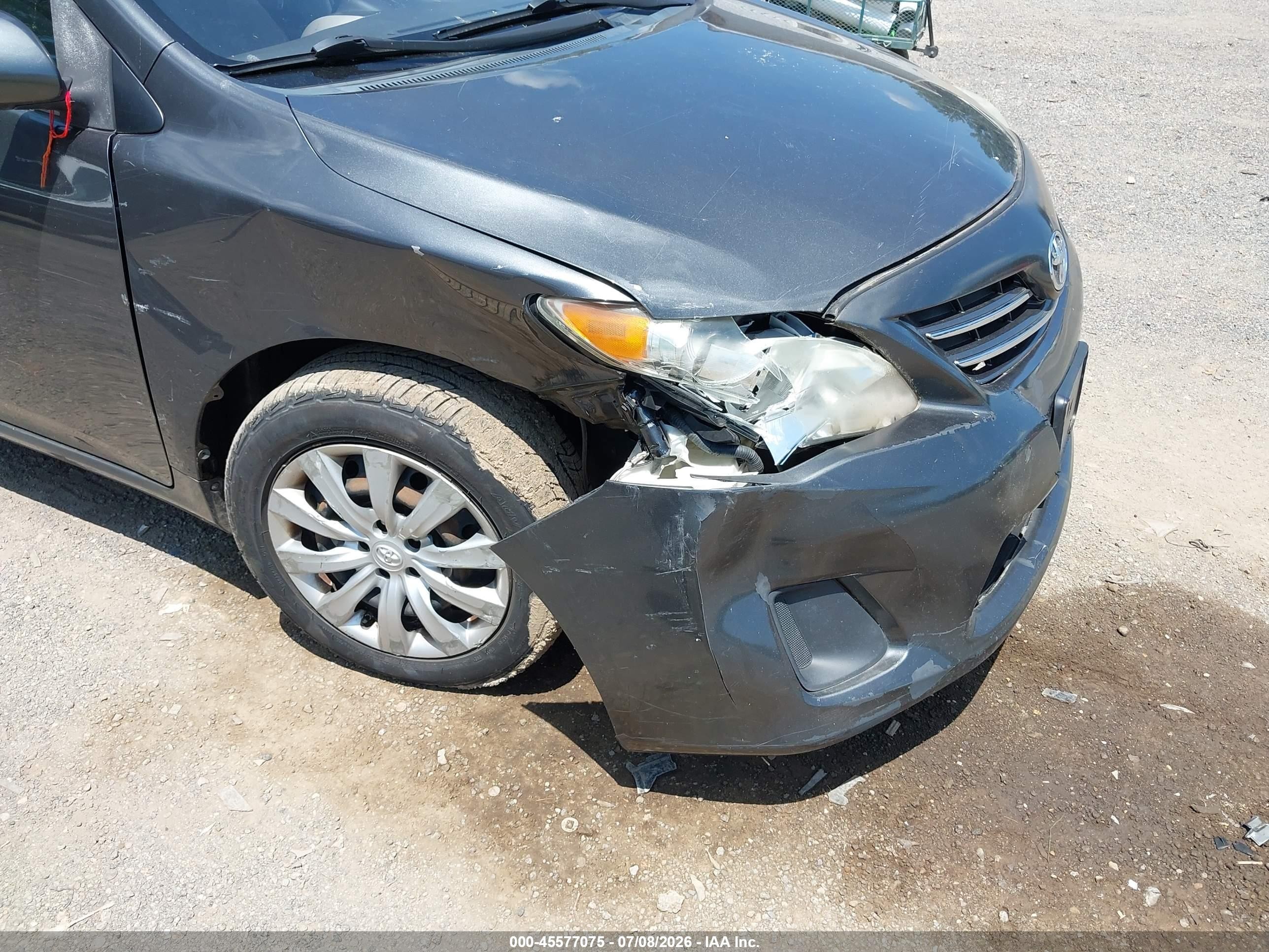 2013 Toyota Corolla Le Gray vin: 2T1BU4EE9DC936168
