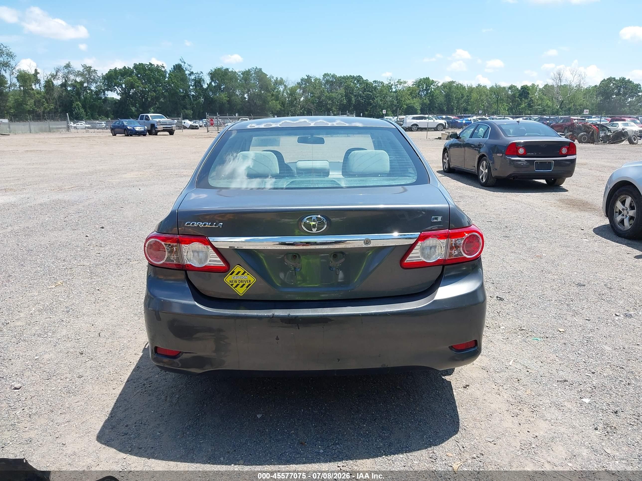2013 Toyota Corolla Le Gray vin: 2T1BU4EE9DC936168