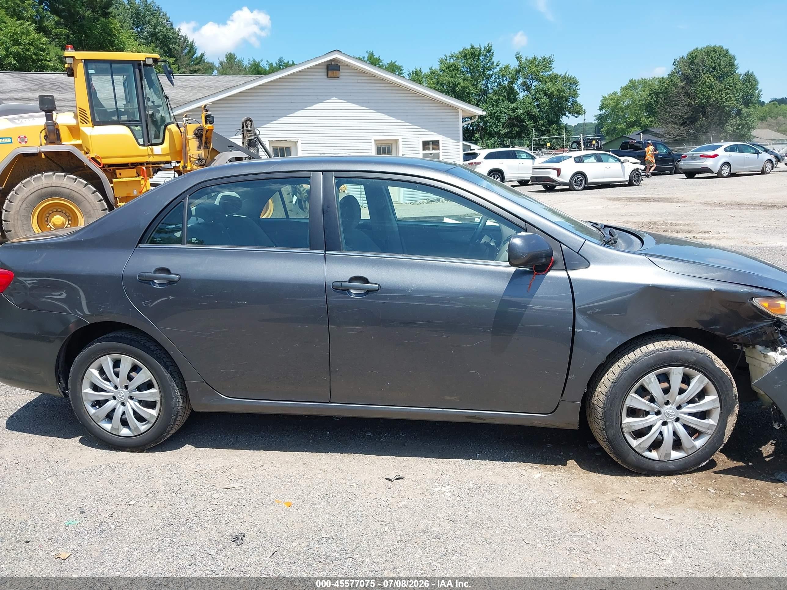 2013 Toyota Corolla Le Gray vin: 2T1BU4EE9DC936168