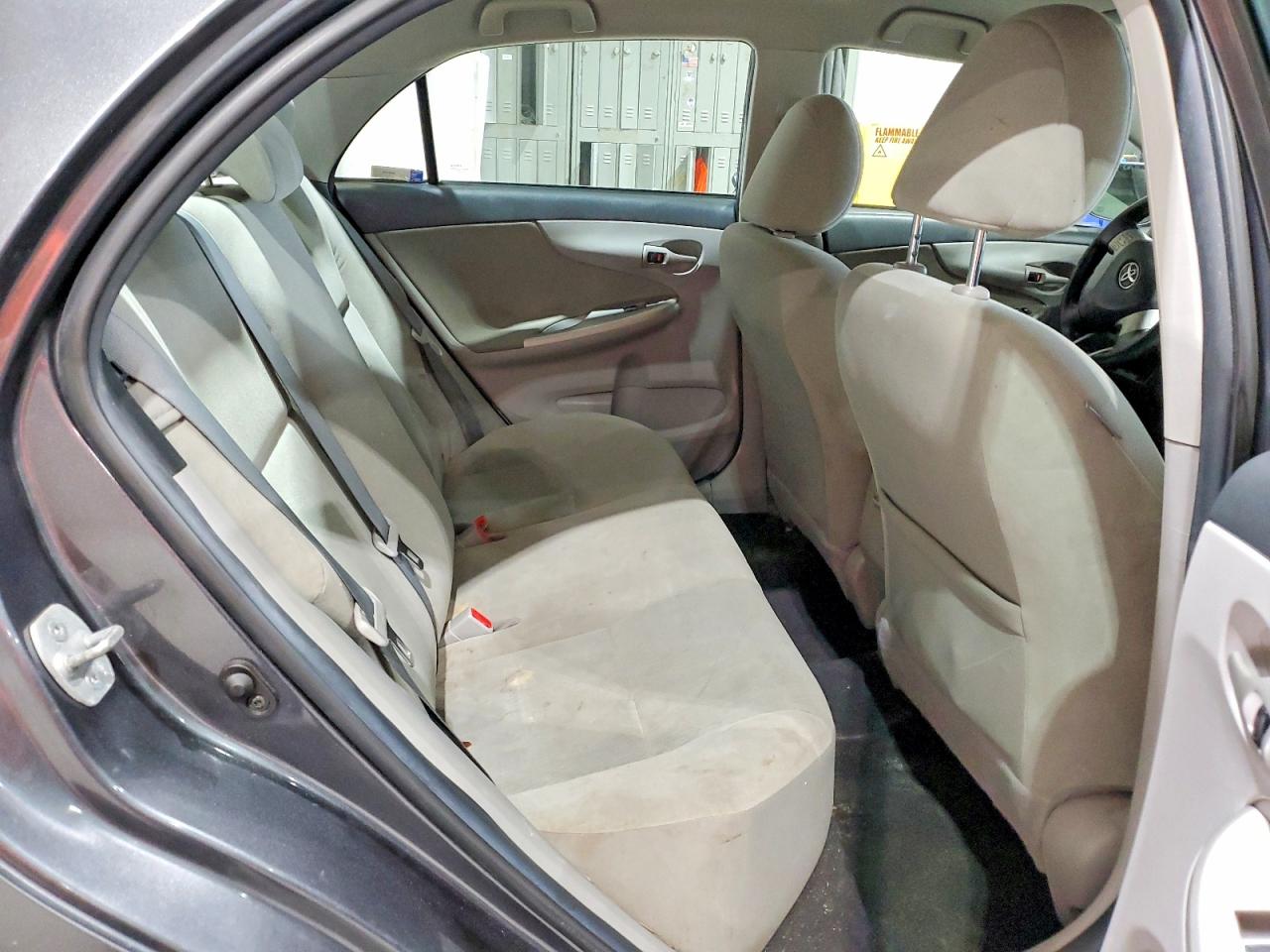 2013 Toyota Corolla Le Gray vin: 2T1BU4EE9DC954377
