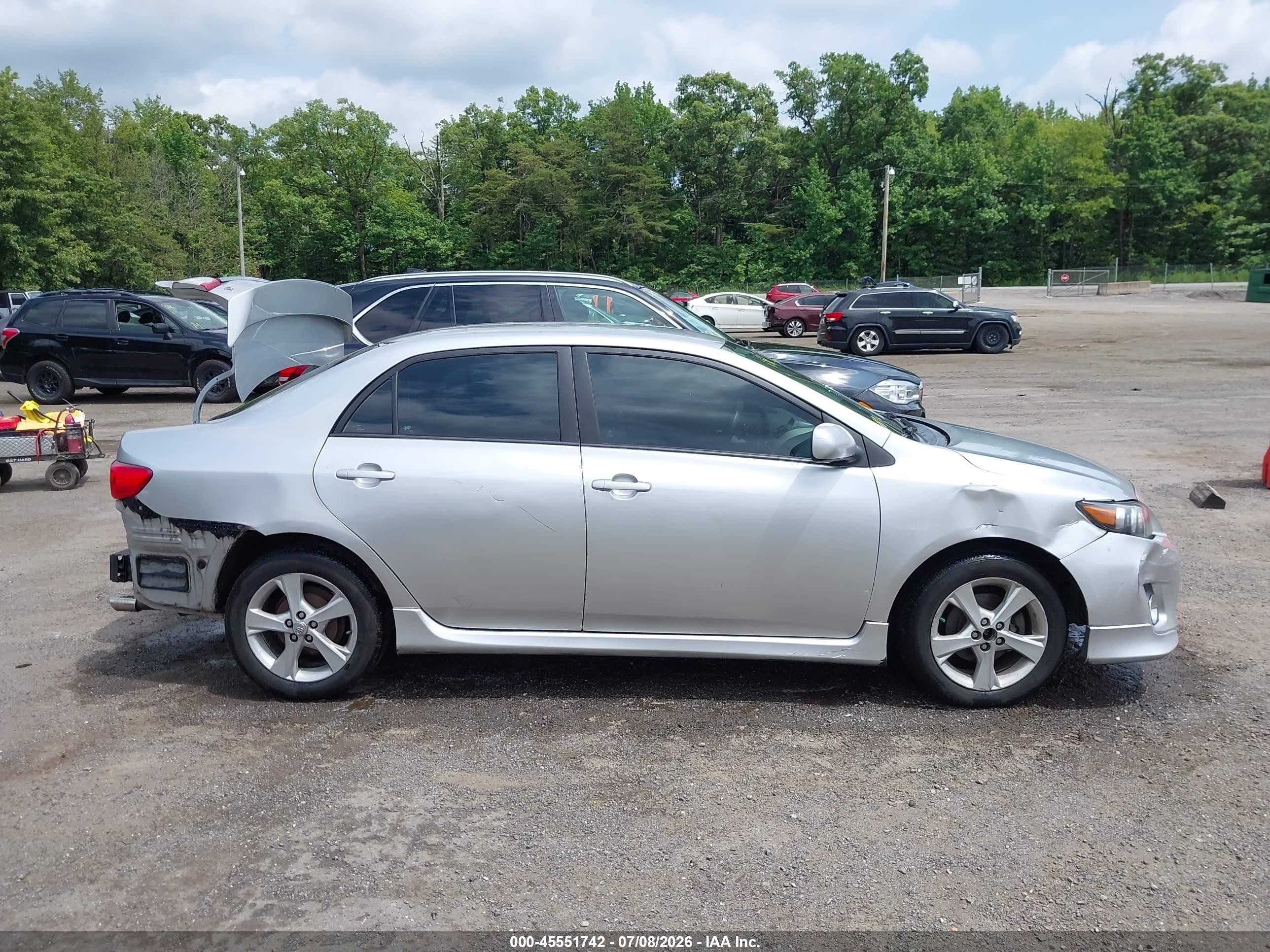 2013 Toyota Corolla S Silver vin: 2T1BU4EE9DC960986