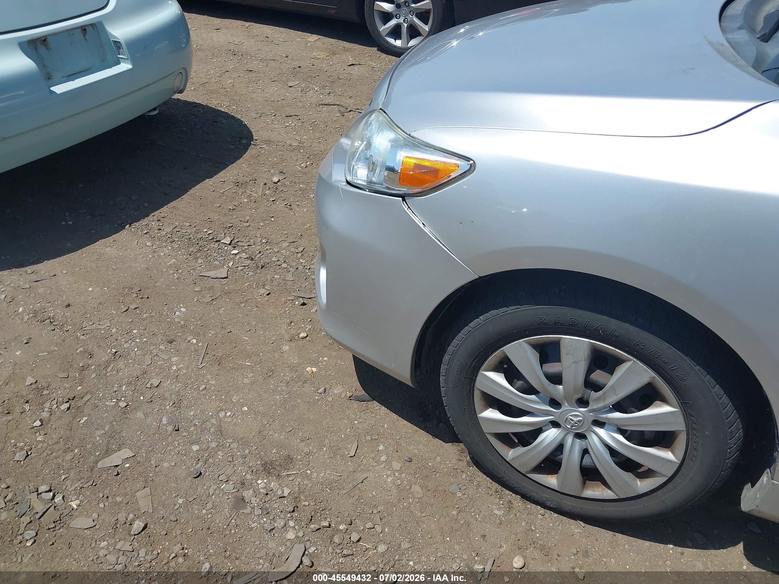 2013 Toyota Corolla Le Silver vin: 2T1BU4EE9DC969266