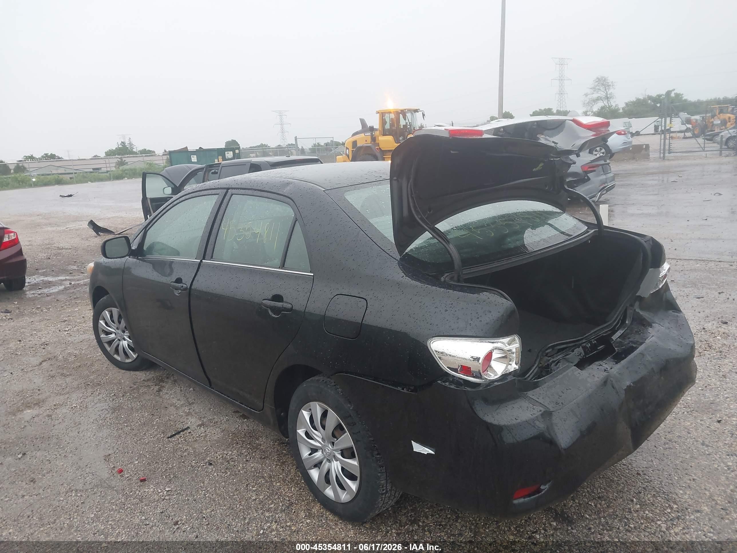 2013 Toyota Corolla Le Black vin: 2T1BU4EE9DC981885