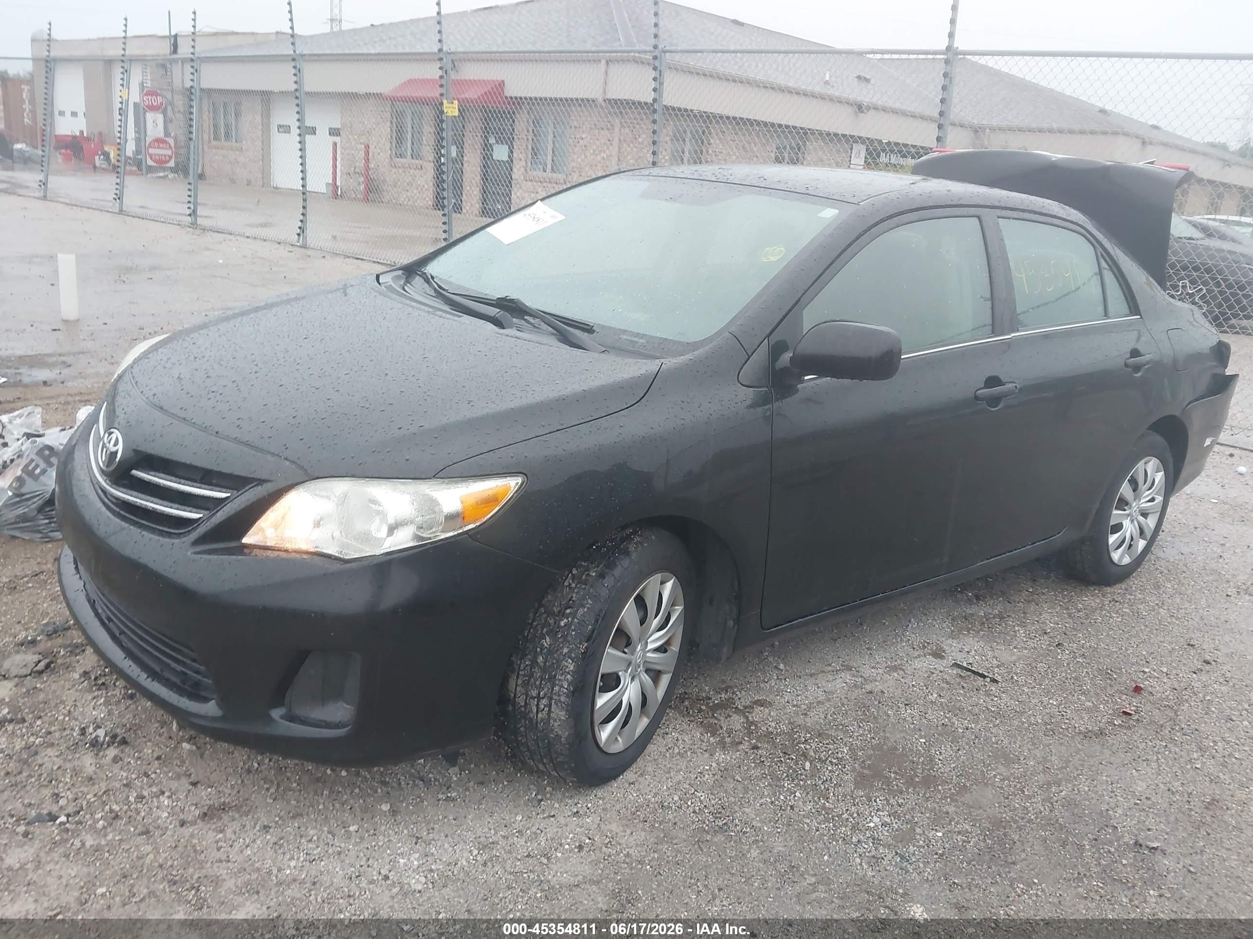 2013 Toyota Corolla Le Black vin: 2T1BU4EE9DC981885