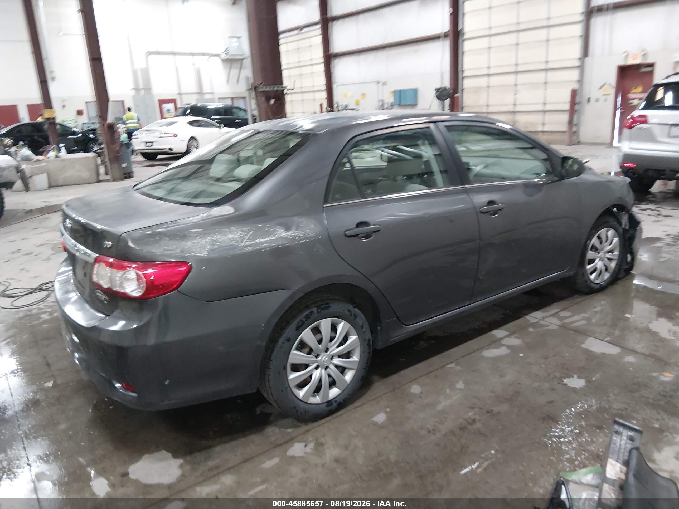 2013 Toyota Corolla Le Gray vin: 2T1BU4EE9DC984222