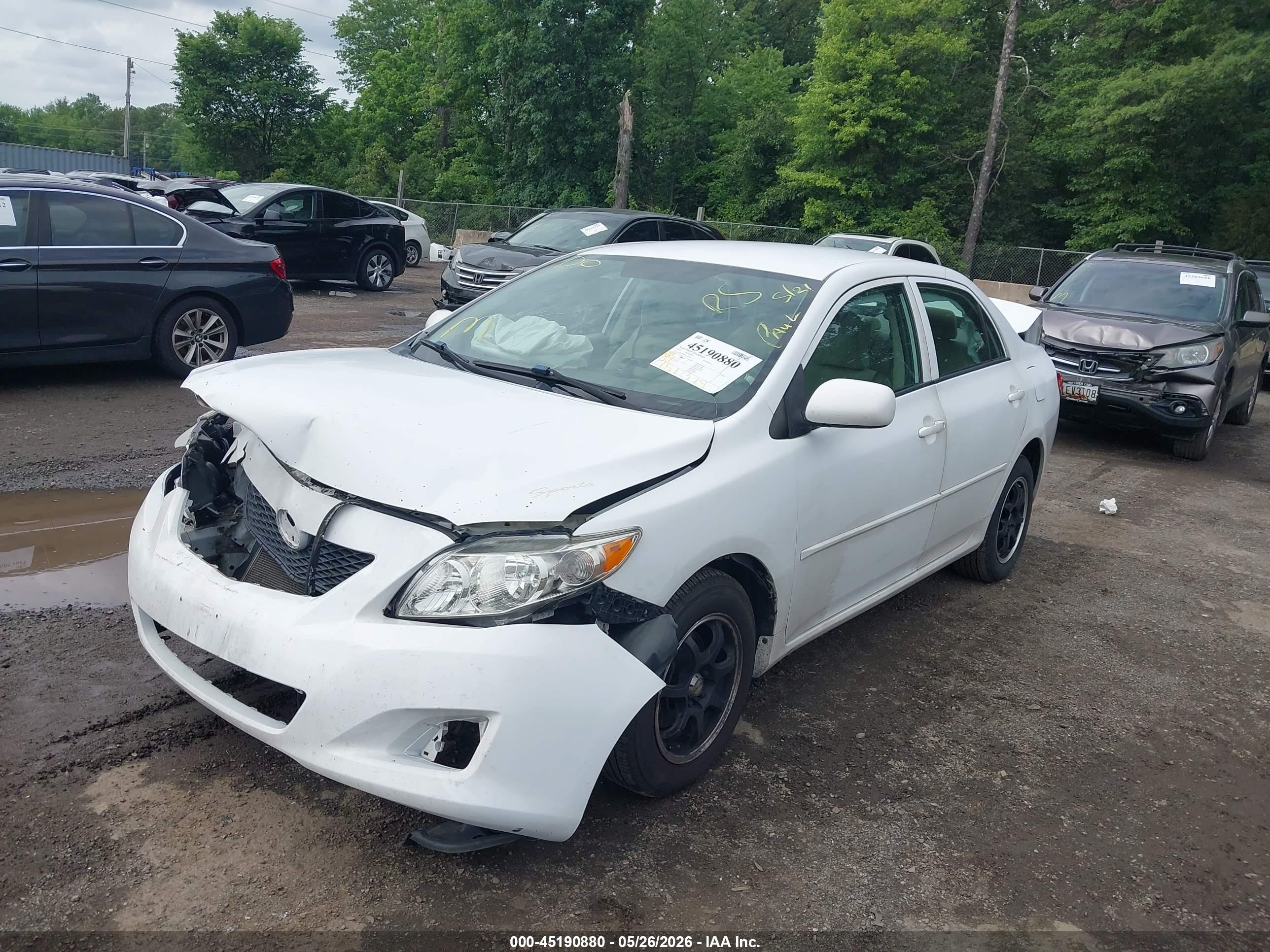2010 Toyota Corolla Le White vin: 2T1BU4EEXAC246103