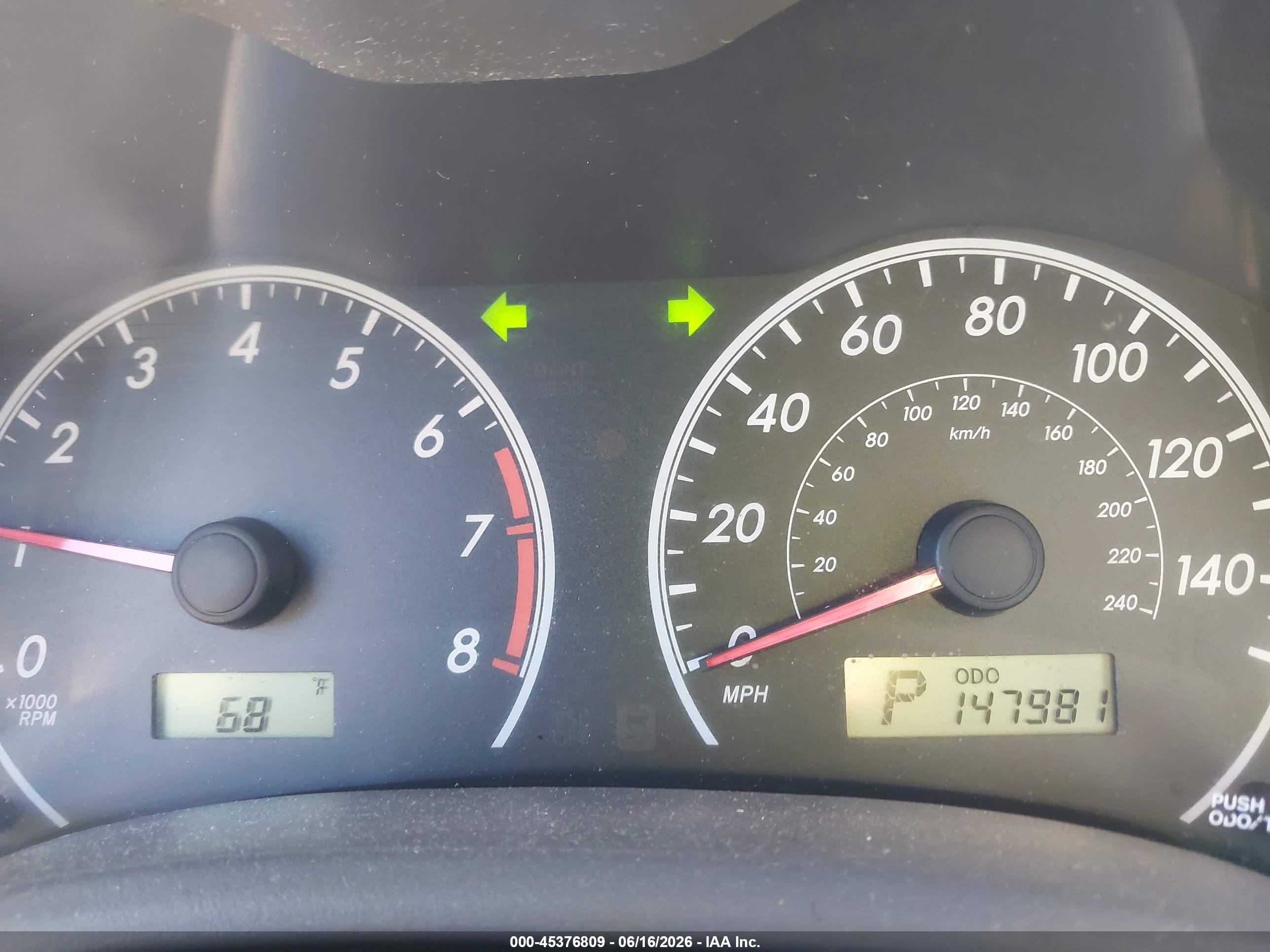 2010 Toyota Corolla Le Silver vin: 2T1BU4EEXAC252368