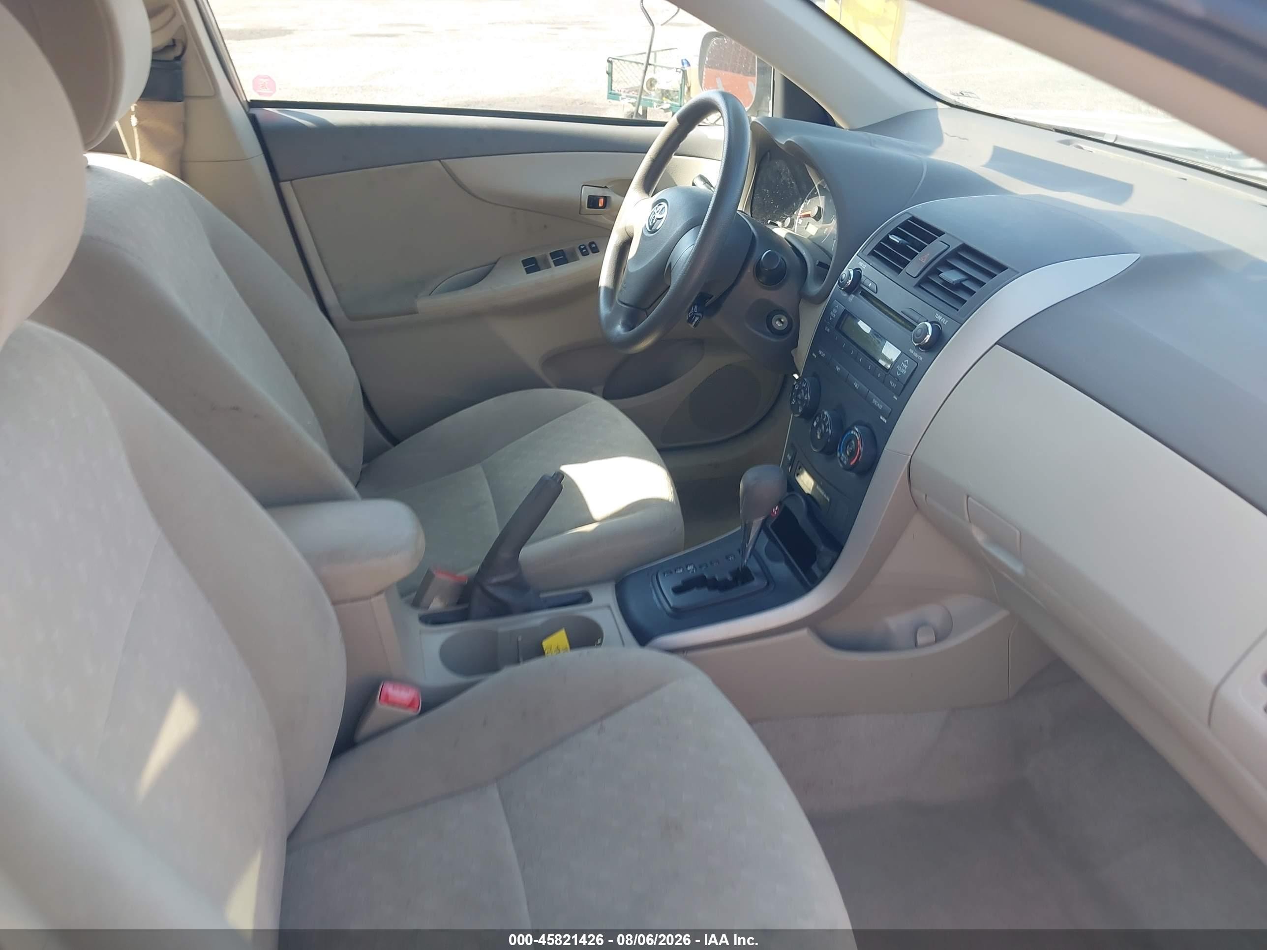 2010 Toyota Corolla Ce Champagne vin: 2T1BU4EEXAC257327