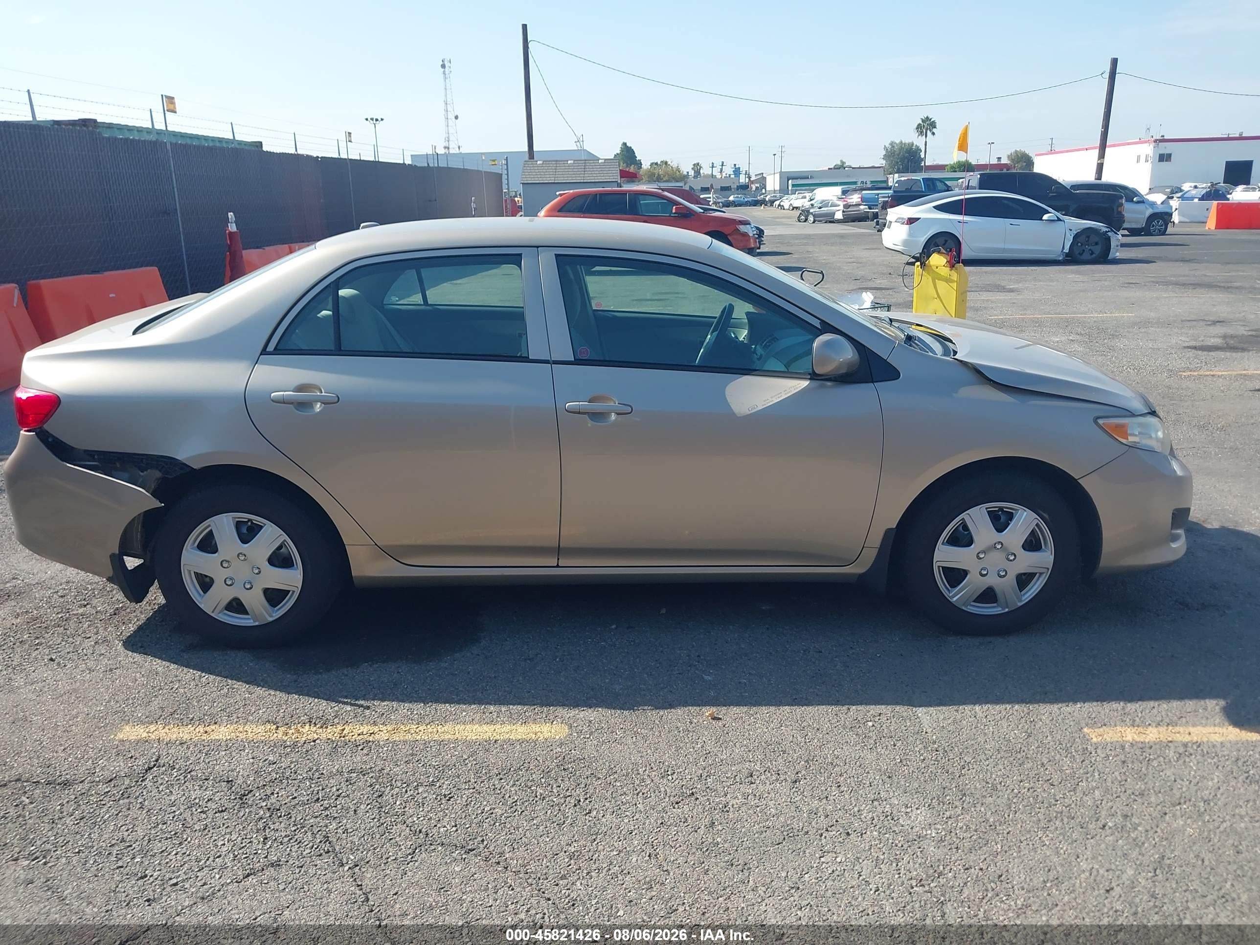 2010 Toyota Corolla Ce Champagne vin: 2T1BU4EEXAC257327
