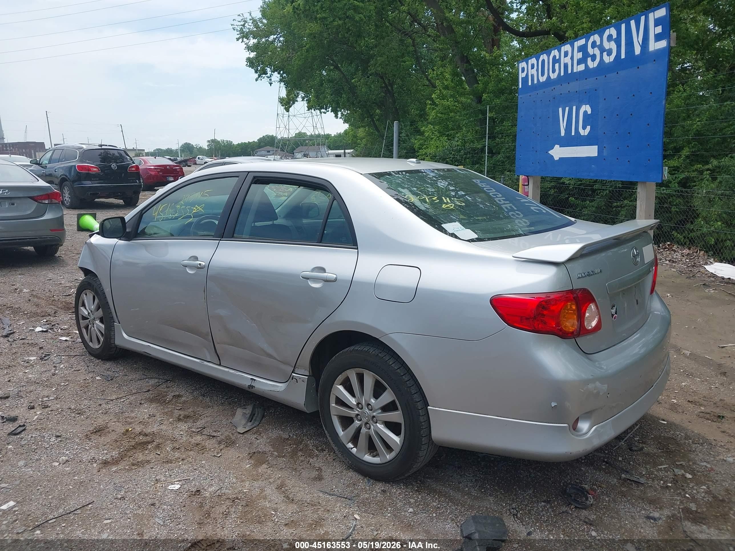 2010 Toyota Corolla S Silver vin: 2T1BU4EEXAC293115