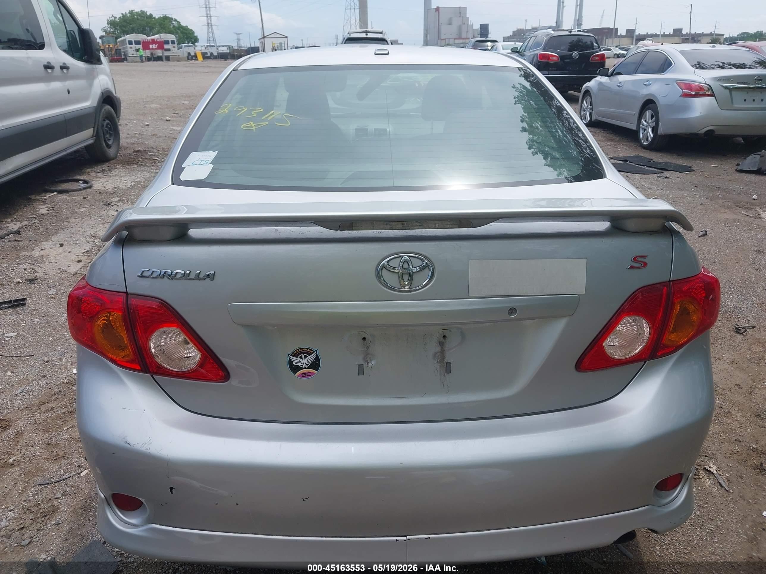 2010 Toyota Corolla S Silver vin: 2T1BU4EEXAC293115