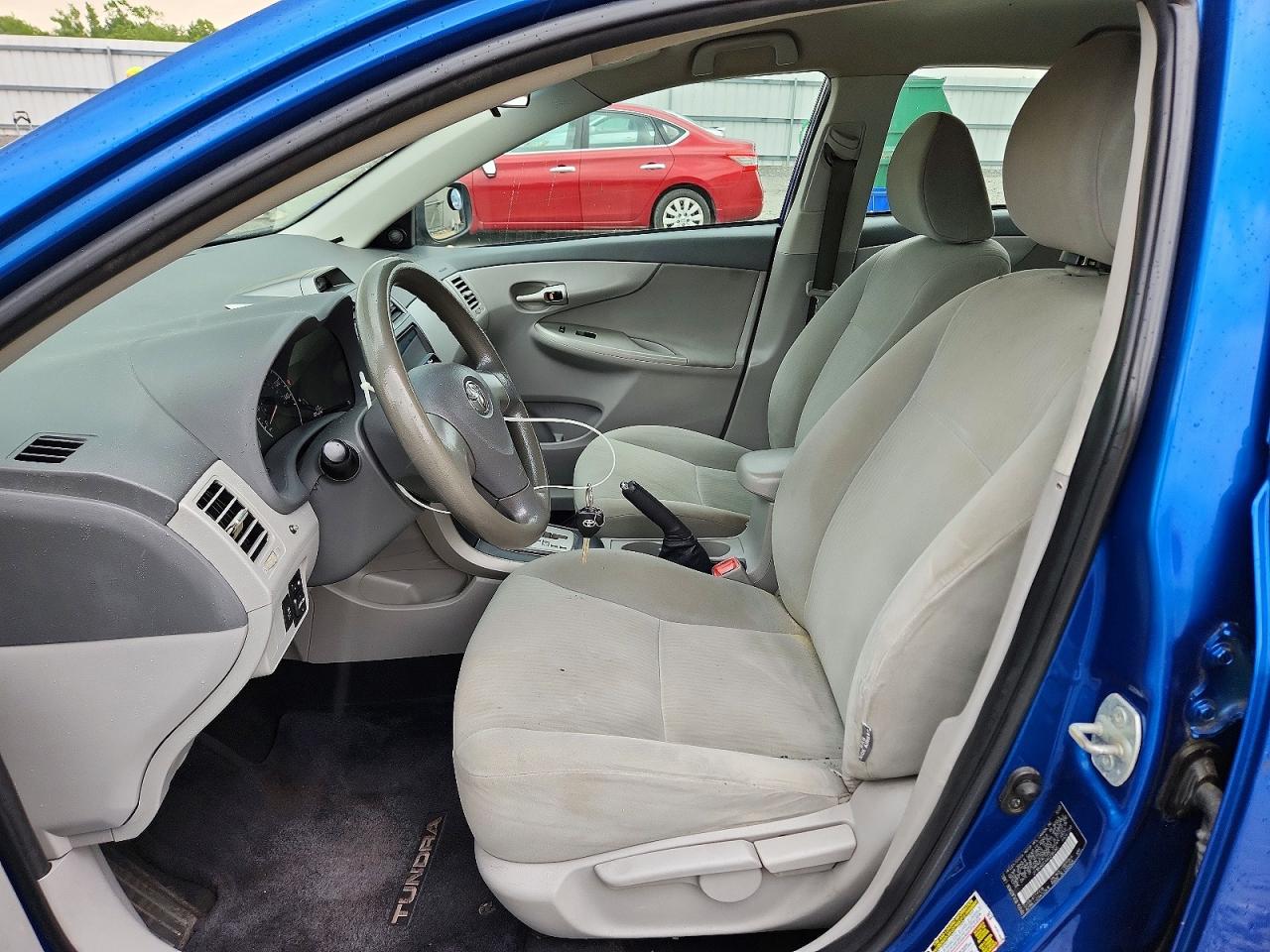 2010 Toyota Corolla Le Blue vin: 2T1BU4EEXAC296385