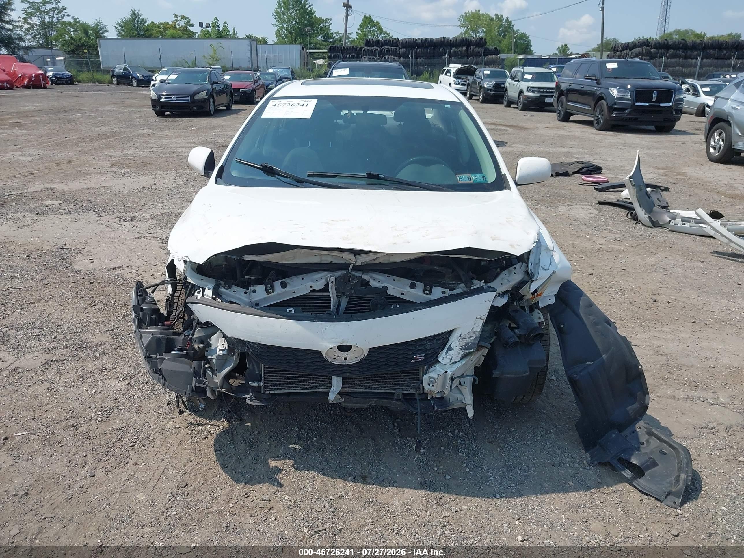 2010 Toyota Corolla S Белый vin: 2T1BU4EEXAC297696