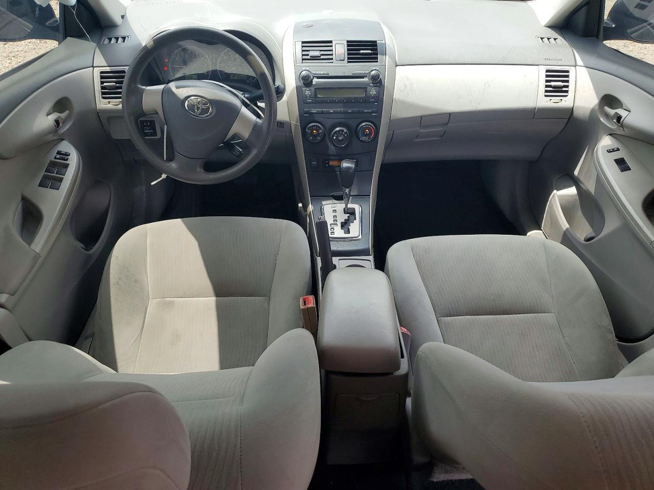 2010 Toyota Corolla Le Gray vin: 2T1BU4EEXAC300368
