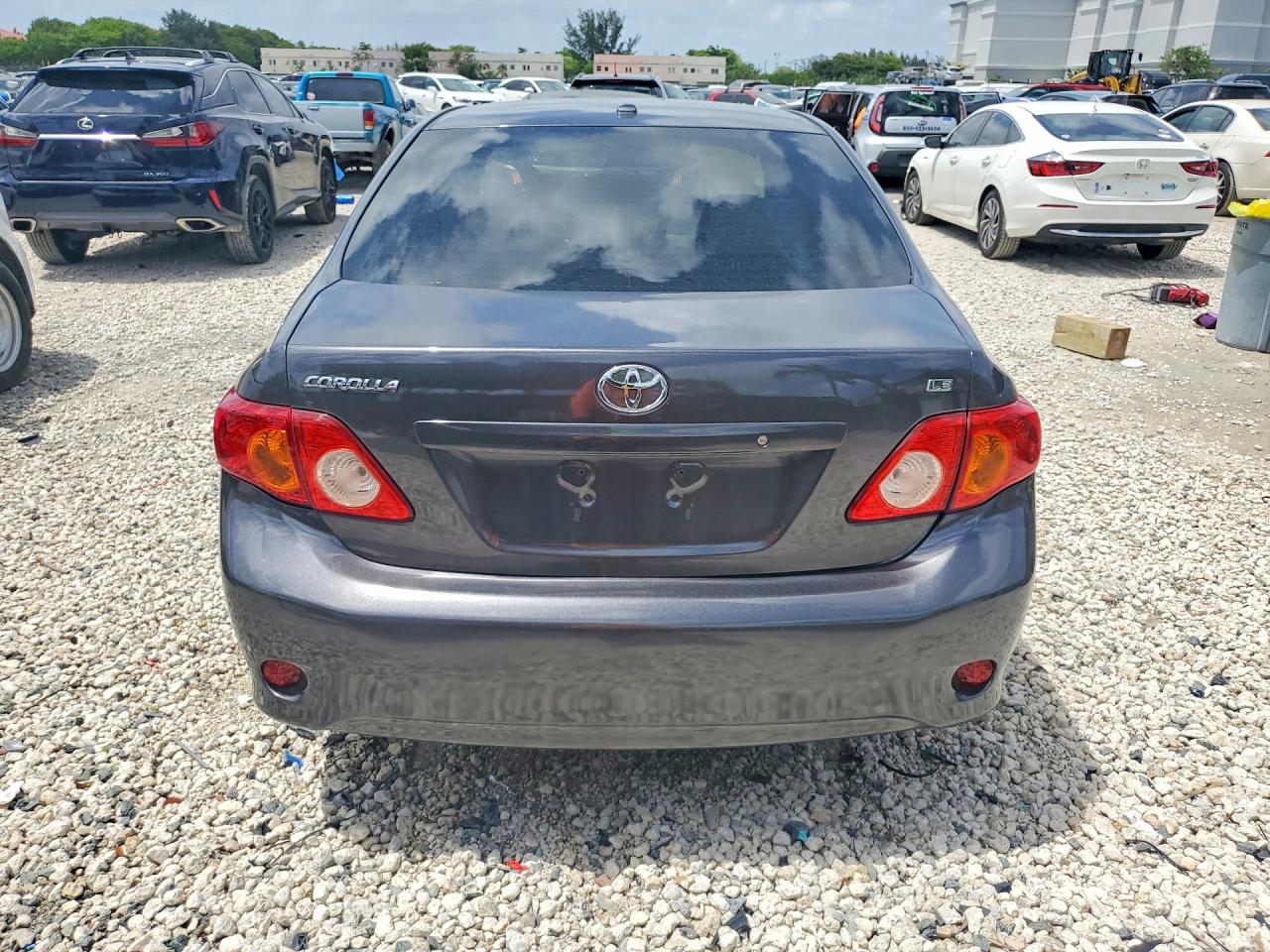 2010 Toyota Corolla Le Gray vin: 2T1BU4EEXAC300368