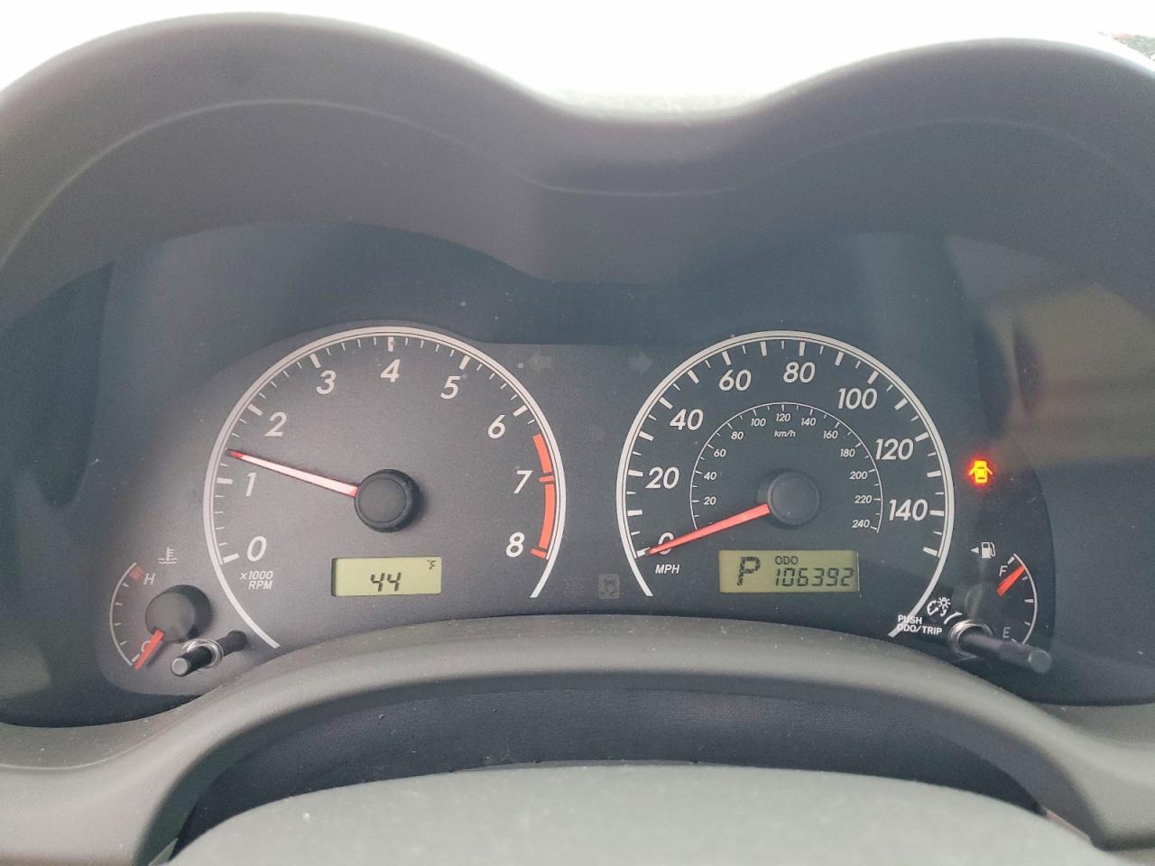 2010 Toyota Corolla Le Green vin: 2T1BU4EEXAC327442