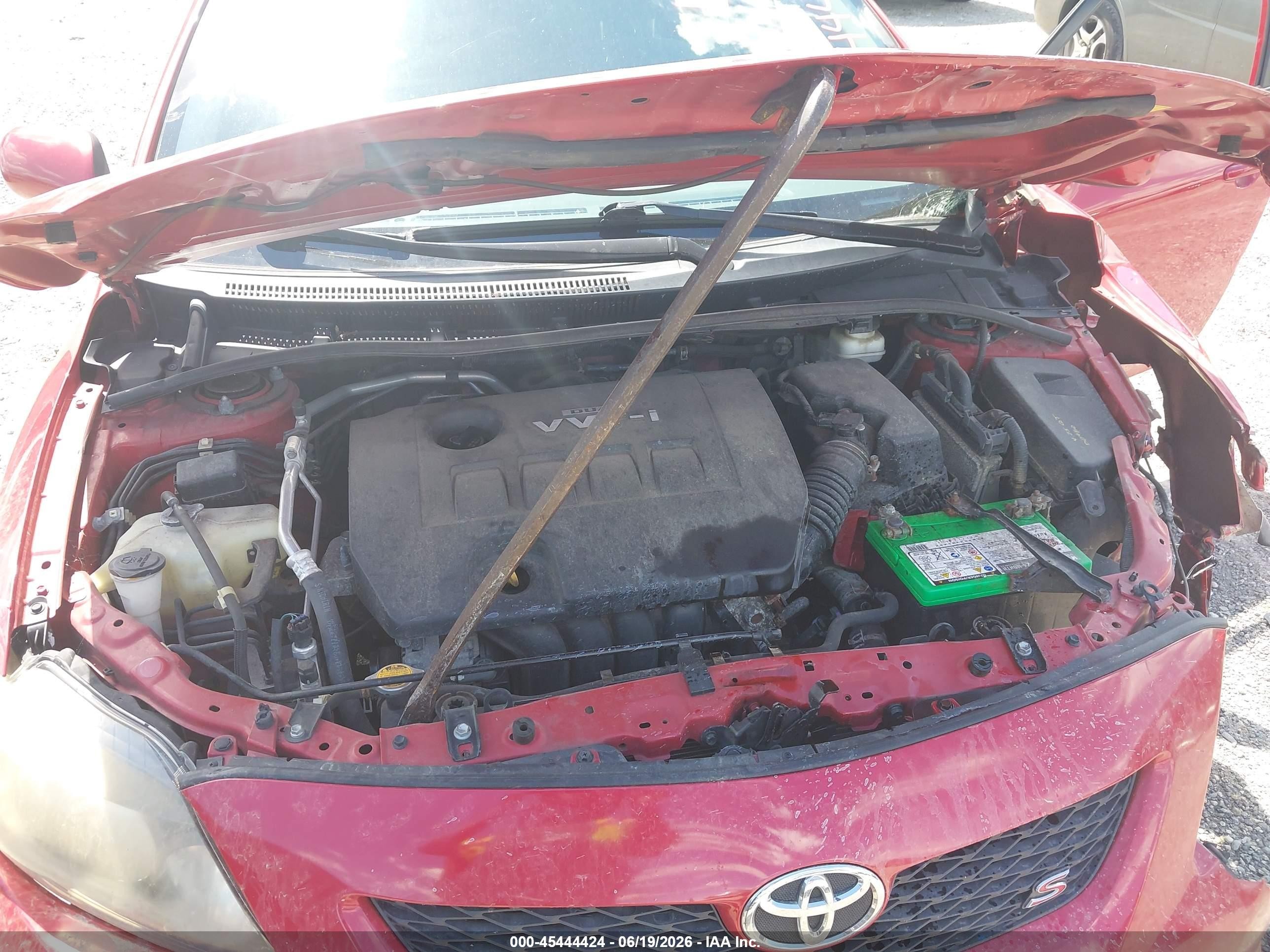 2010 Toyota Corolla S Red vin: 2T1BU4EEXAC331457