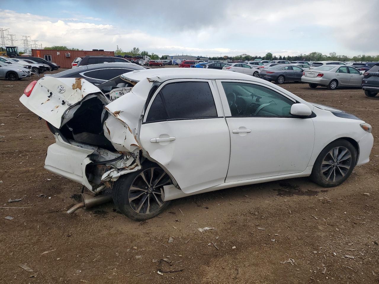 2010 Toyota Corolla Белый vin: 2T1BU4EEXAC337467