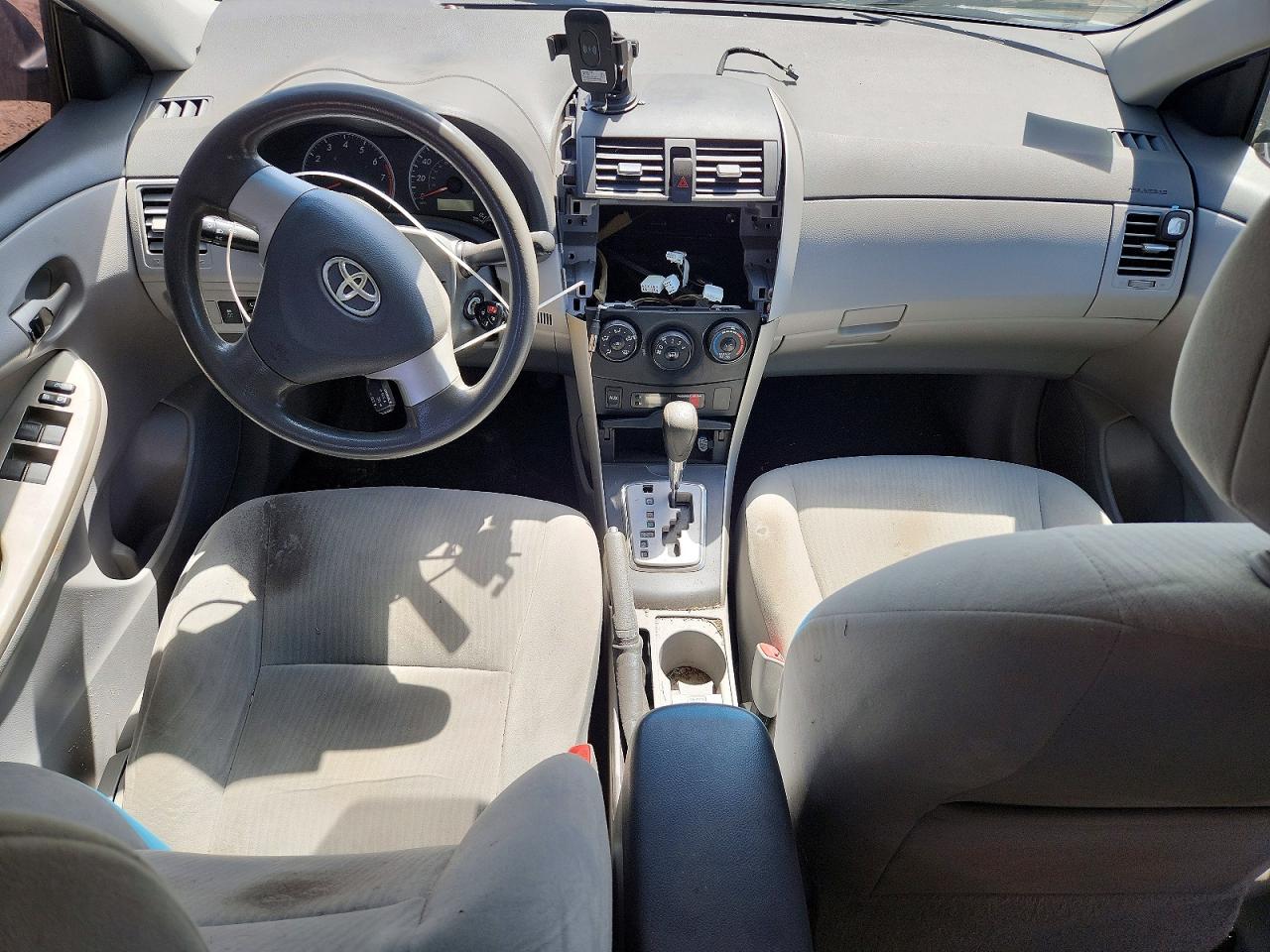 2010 Toyota Corolla Белый vin: 2T1BU4EEXAC337467