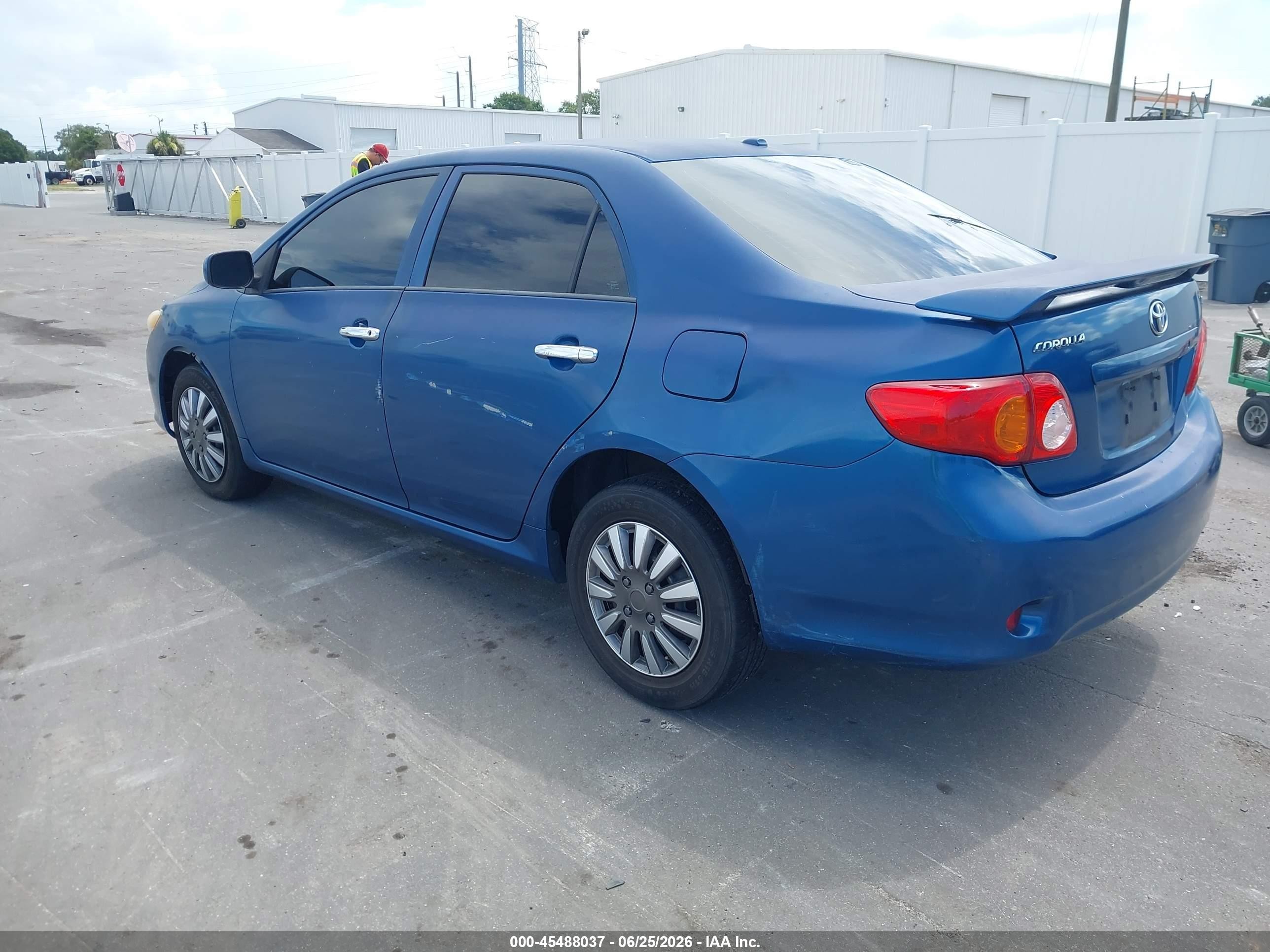 2010 Toyota Corolla Le Blue vin: 2T1BU4EEXAC392890