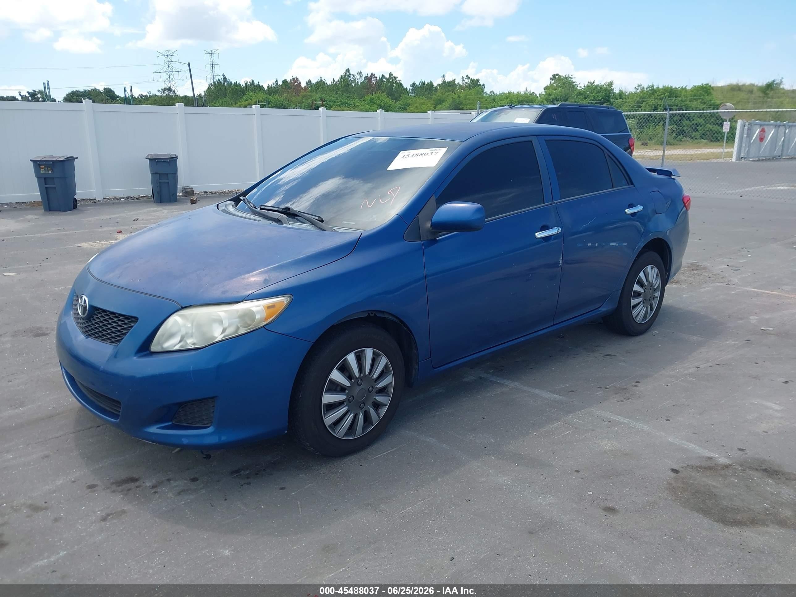 2010 Toyota Corolla Le Blue vin: 2T1BU4EEXAC392890